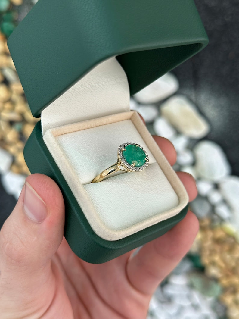 2.80tcw 14K Gold Round Cut Medium Green Emerald & Diamond Halo Right Hand Ring - JR Colombian Emeralds