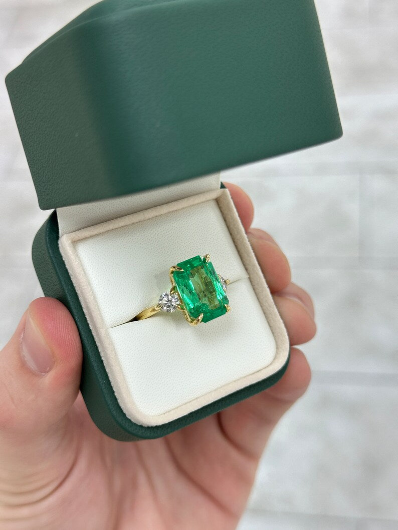8.92tcw 18K Transparent Vivid Medium Green Emerald Cut Diamond 3 Stone Ring - JR Colombian Emeralds