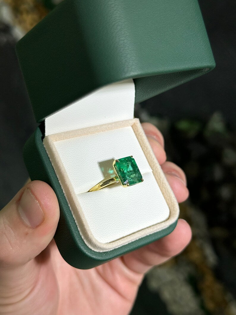 4.46ct 18K Large Emerald Cut Solitaire Engagement Ring in 750 Gold - JR Colombian Emeralds
