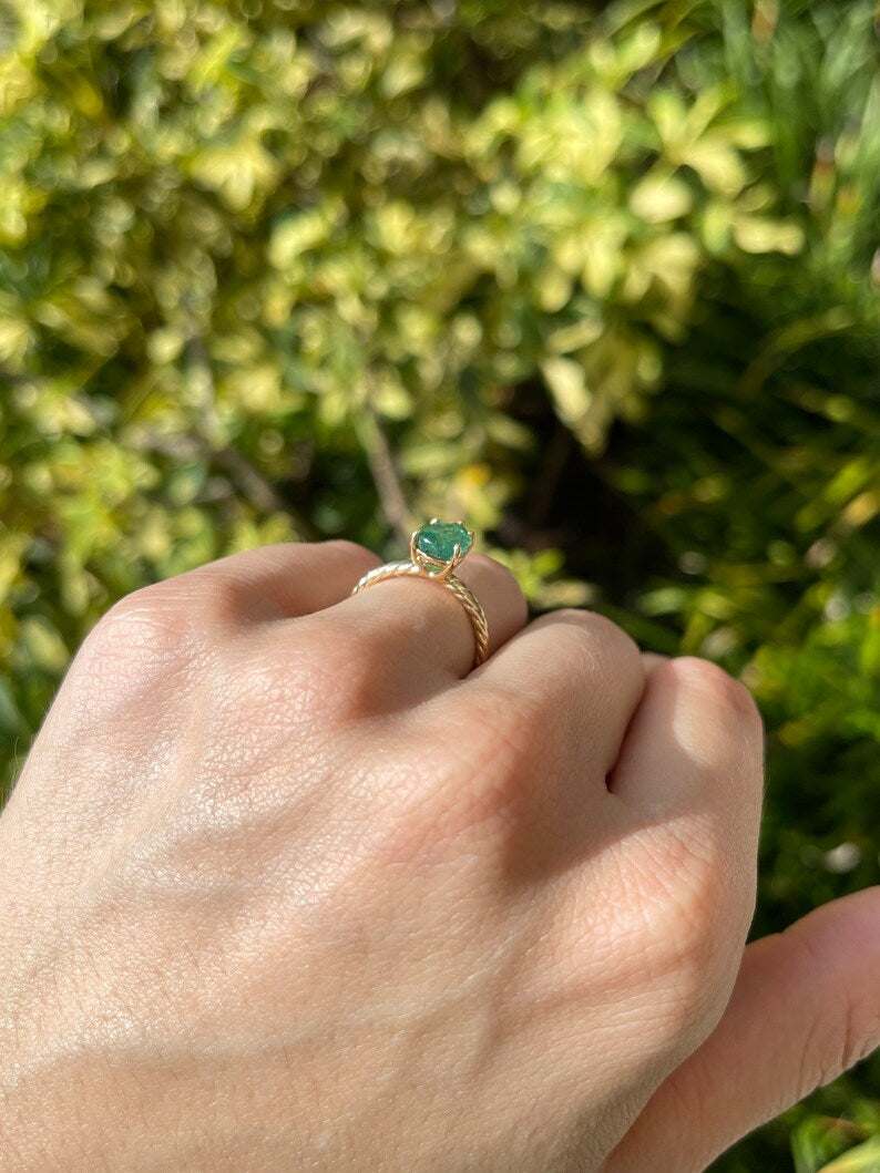 1.95ct 14K Pear Cut Emerald Solitaire Ring – Lush Green Twisted Band 585 Yellow - JR Colombian Emeralds