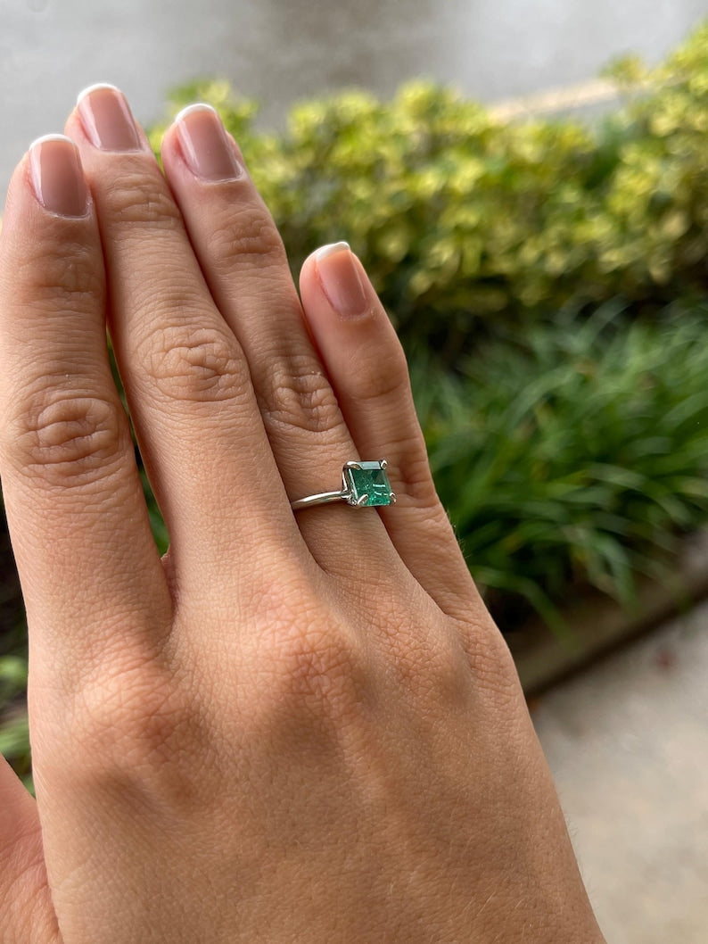 1.74ct Asscher Cut Vivid Green Emerald Solitaire Prong Ring in Platinum - JR Colombian Emeralds