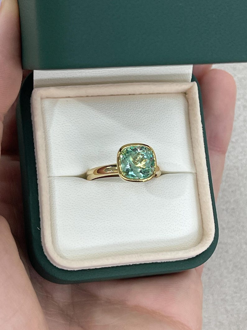 2.88ct 18K Gold Bezel Set Cushion Cut Emerald Ring Mint Green Gemstone