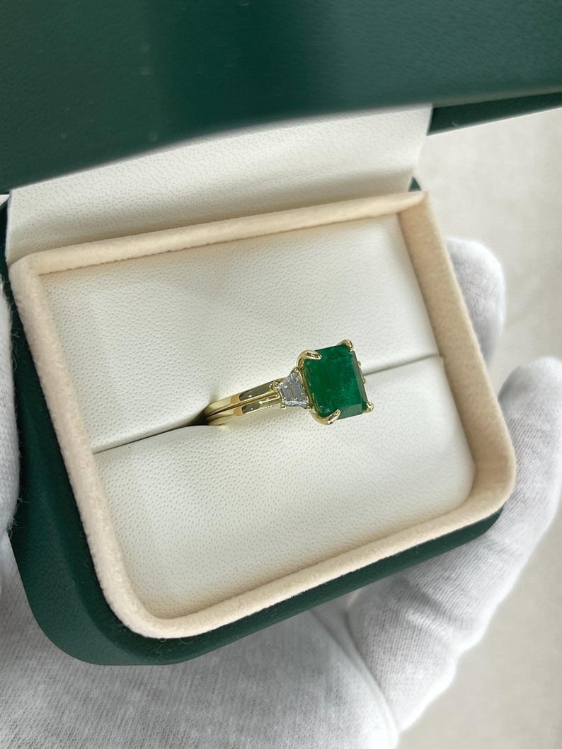 4.0tcw 14K Dark Green Emerald & Diamond 2-in-1 Convertible Three Stone Ring - JR Colombian Emeralds