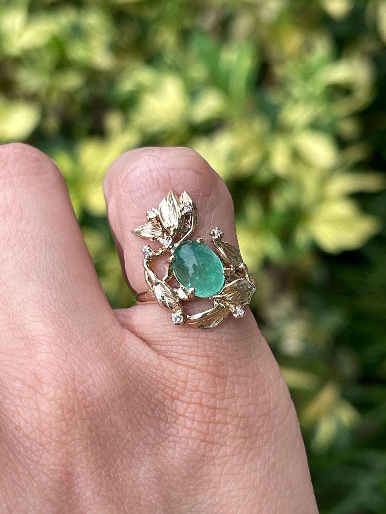 2.52tcw 14K Oval Emerald & Diamond Floral Leaf Ring in Yellow Gold 585 - JR Colombian Emeralds