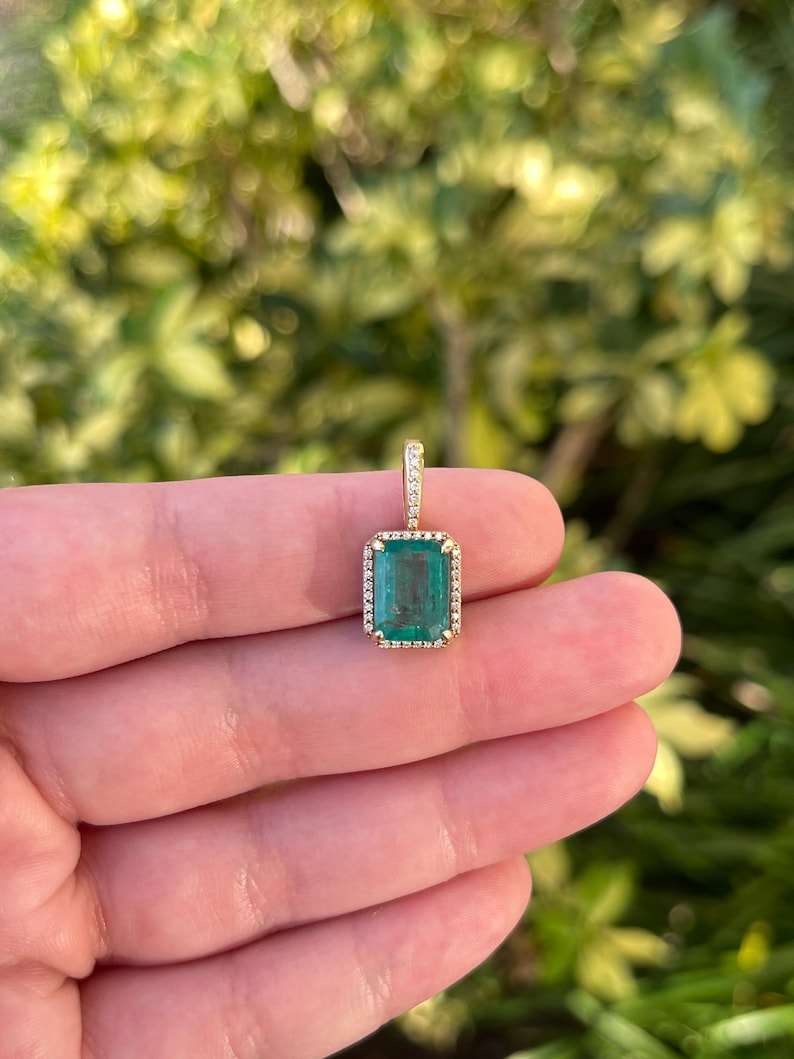 1.90tcw 14K Natural Emerald & Diamond Lush Green Pendant Necklace - JR Colombian Emeralds
