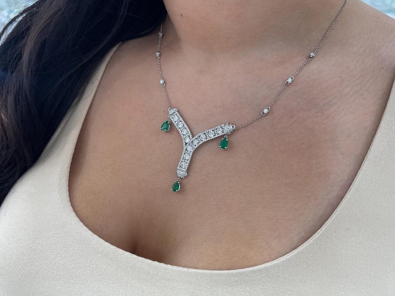 5.92tcw 18K Natural Diamond & Emerald Y Shape Pendant Necklace - JR Colombian Emeralds