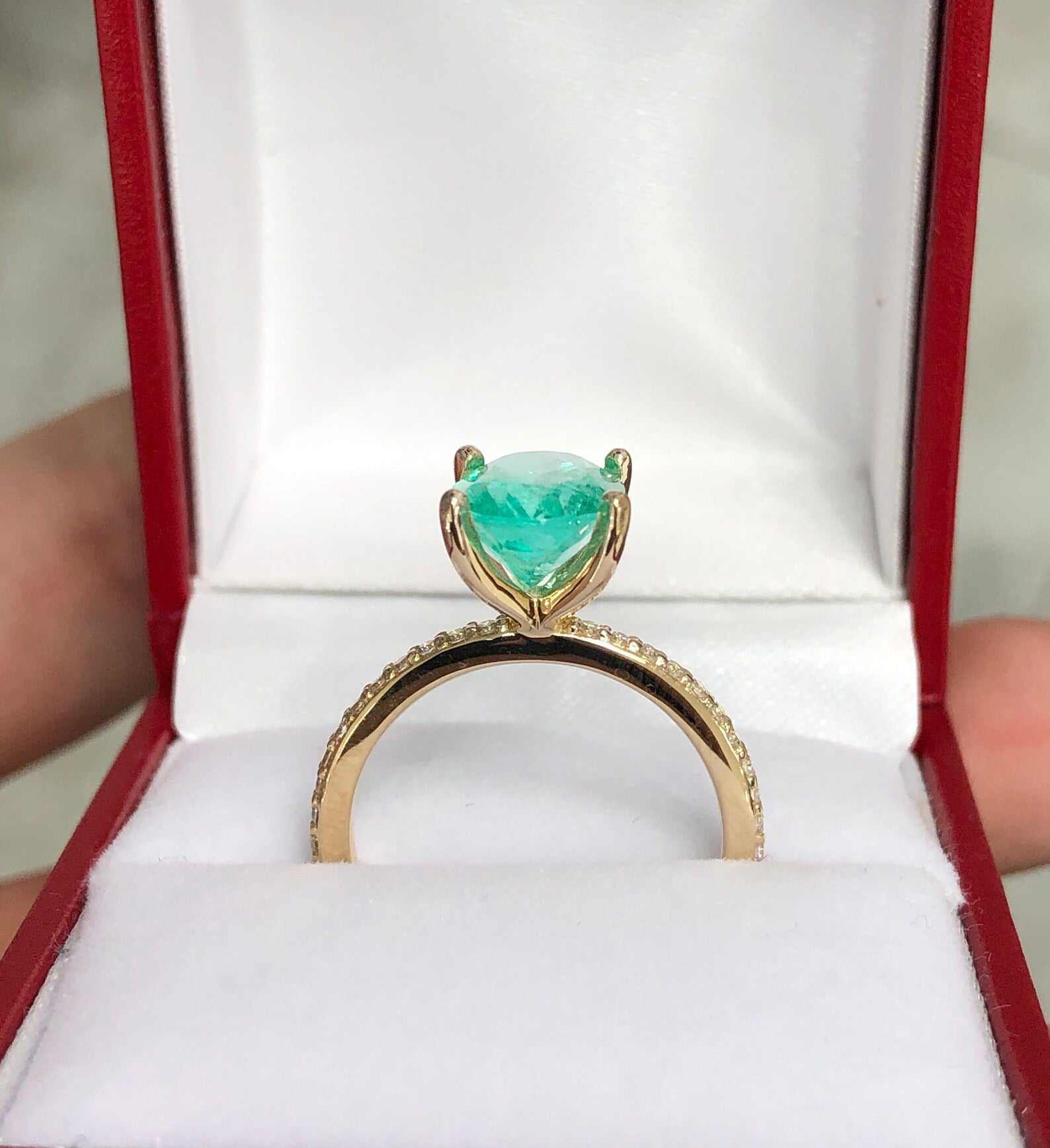 3.10tcw Oval Colombian Emerald & Diamond Accent Shank Engagement Ring 14K