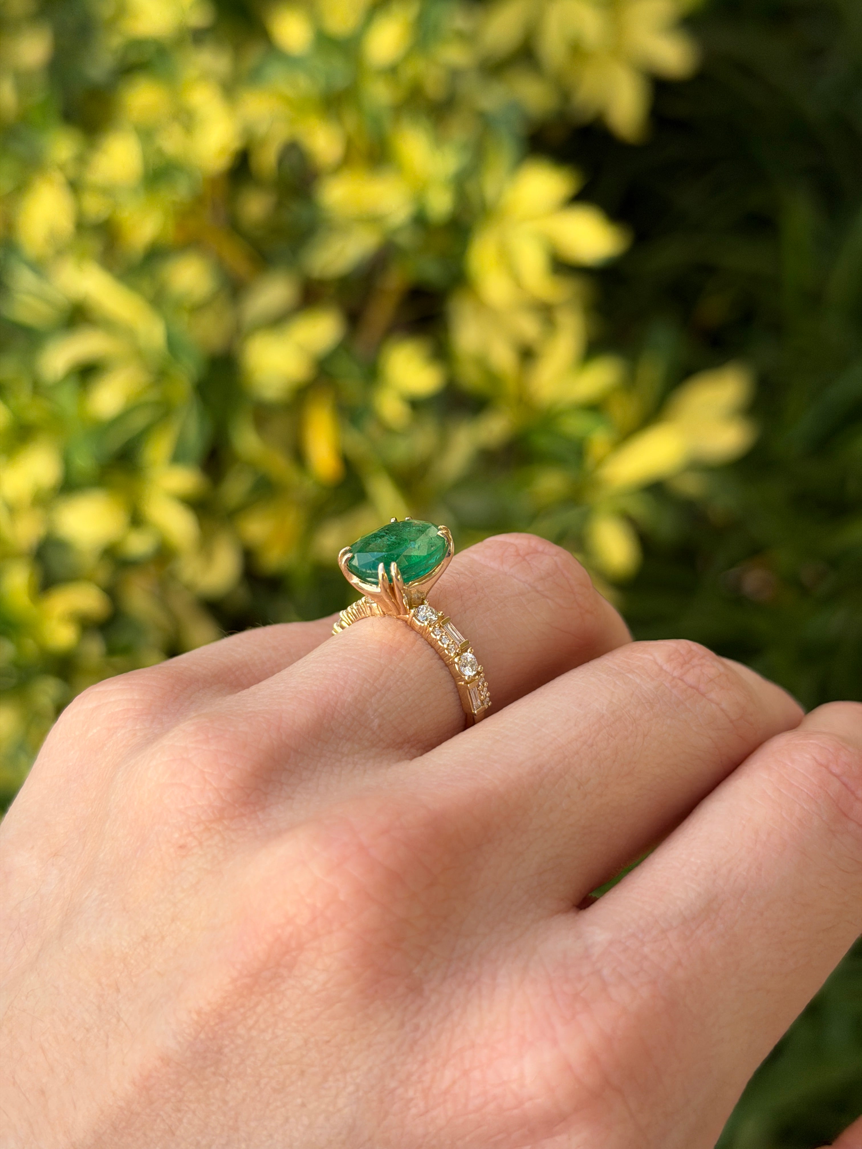 Oval emerald and lab diamond accented band in 14K gold, featuring natural emeralds and sparkling diamonds by JR Colombian Emeralds.
