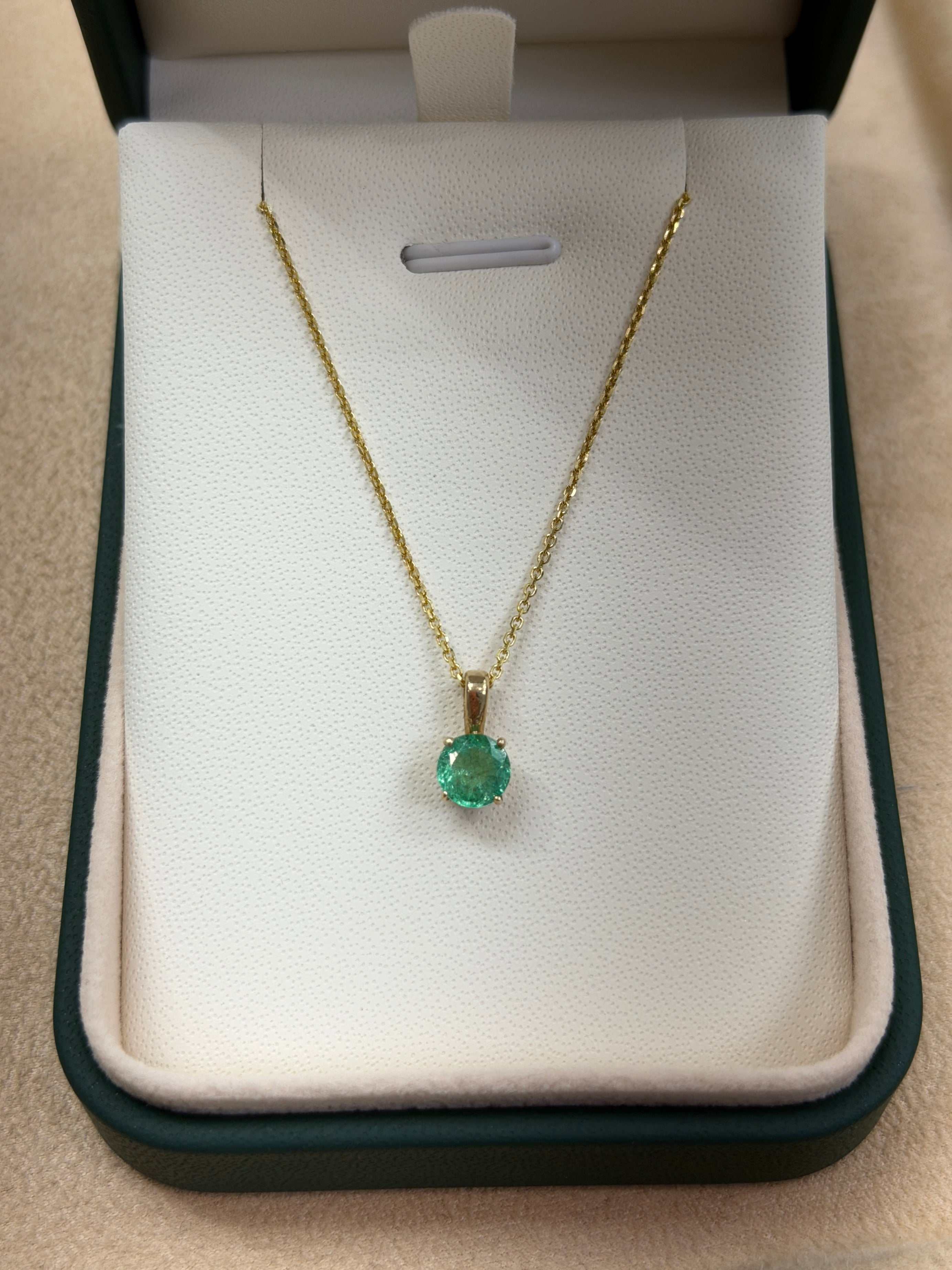 0.90 Carat Round Emerald Four Prong Necklace - JR Colombian Emeralds