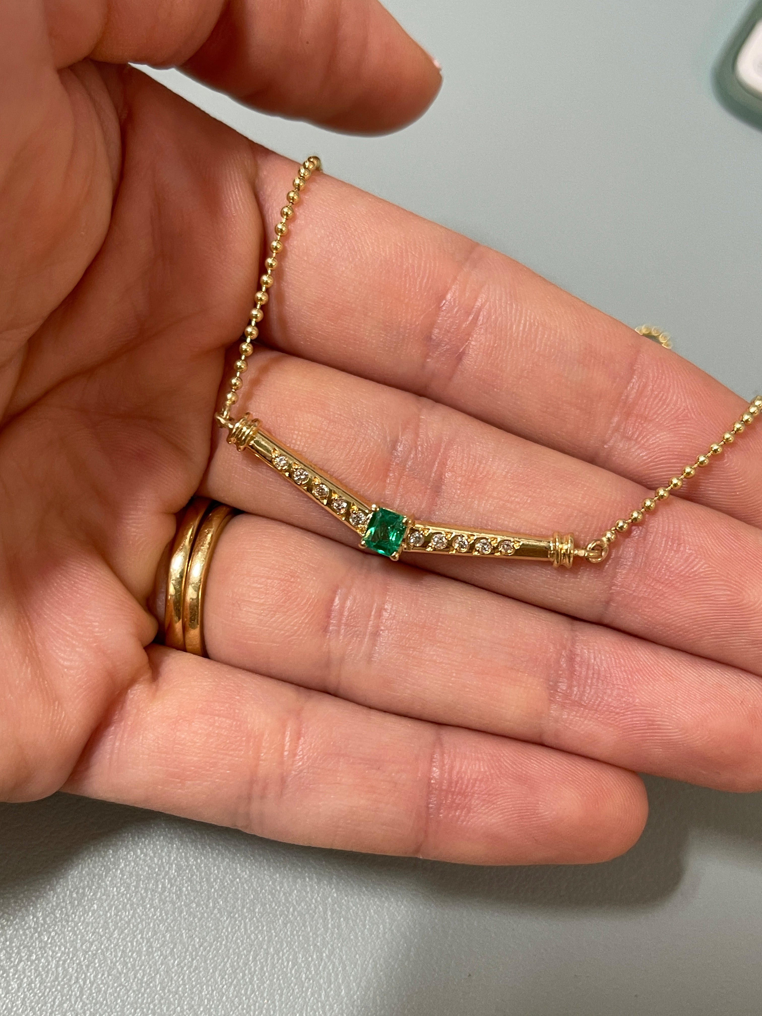 Colombian Emerald and diamond bib beaded necklace with 0.80 carats, 14K-18K gold, featuring AAA+ quality emeralds and sparkling diamonds.