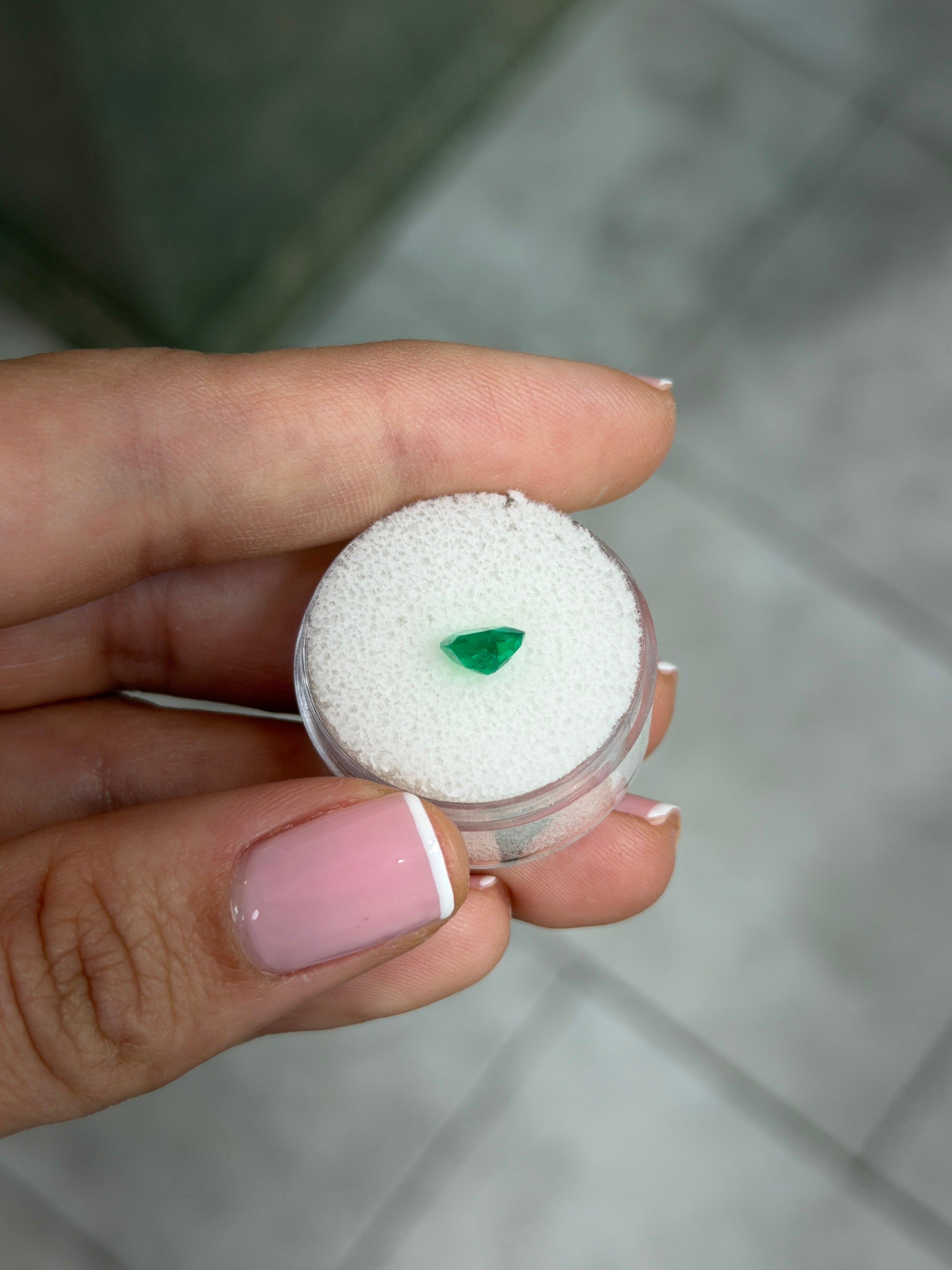 Vivid green 0.95 carat Colombian emerald loose heart cut gemstone by JR Colombian Emeralds.