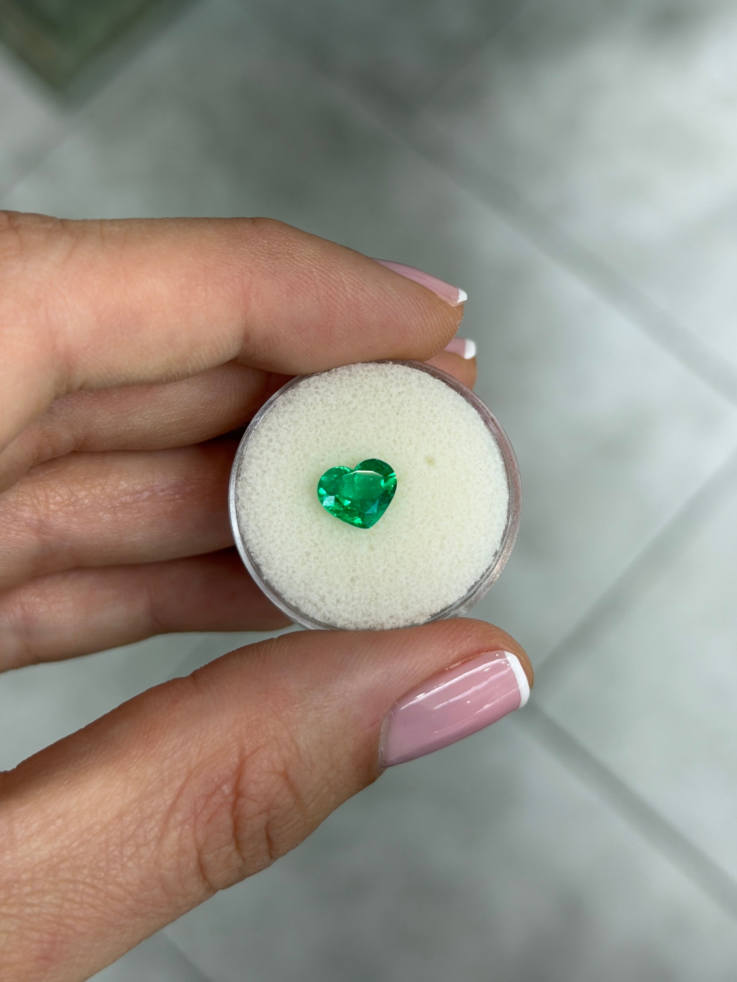 AAA+ 1.08 carat Colombian emerald loose gemstone with heart cut, natural Muzo green, from JR Colombian Emeralds.