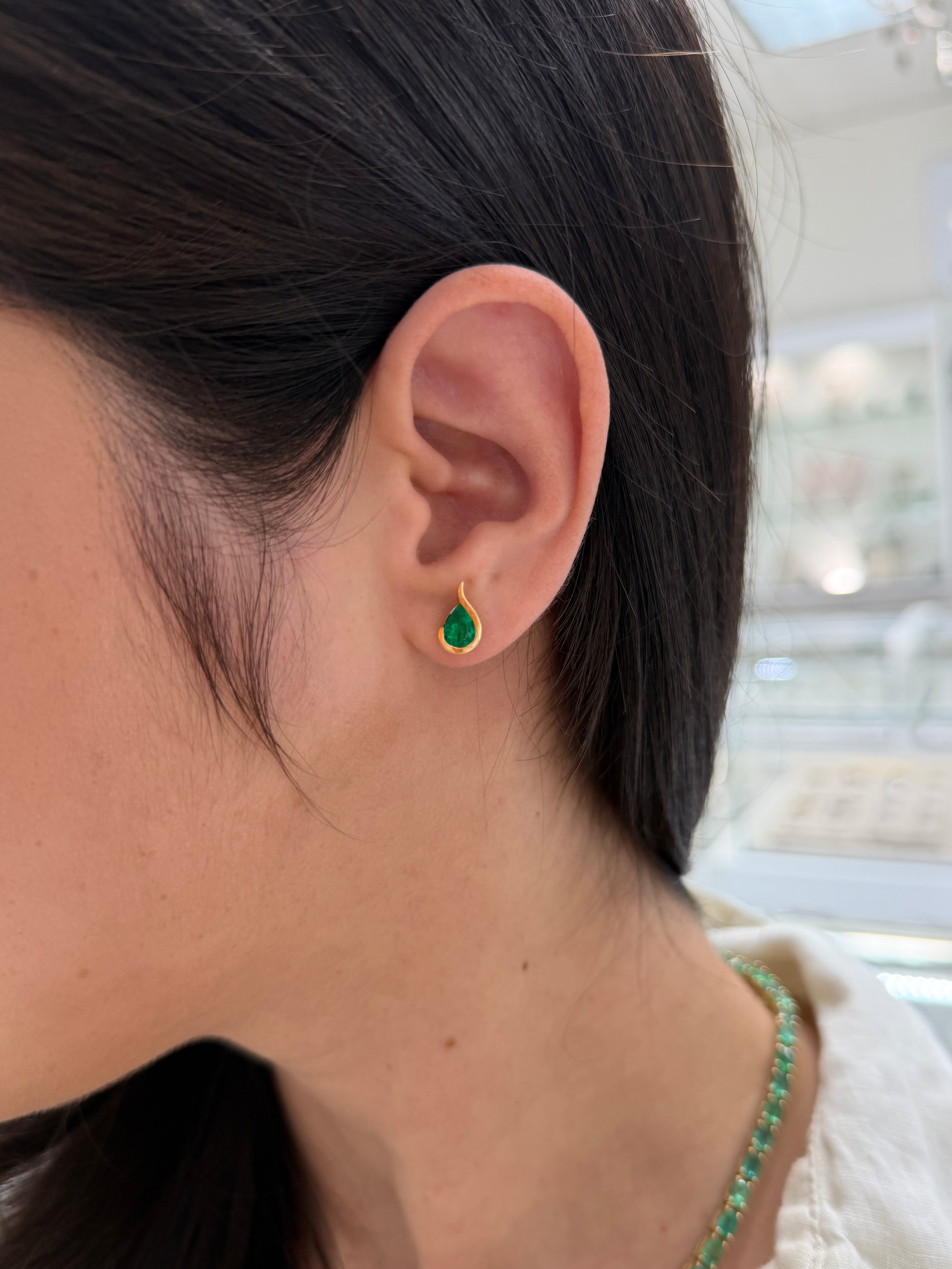 1.10tcw Genie In a Bottle AAA+ Emerald Teardrop Studs 18K