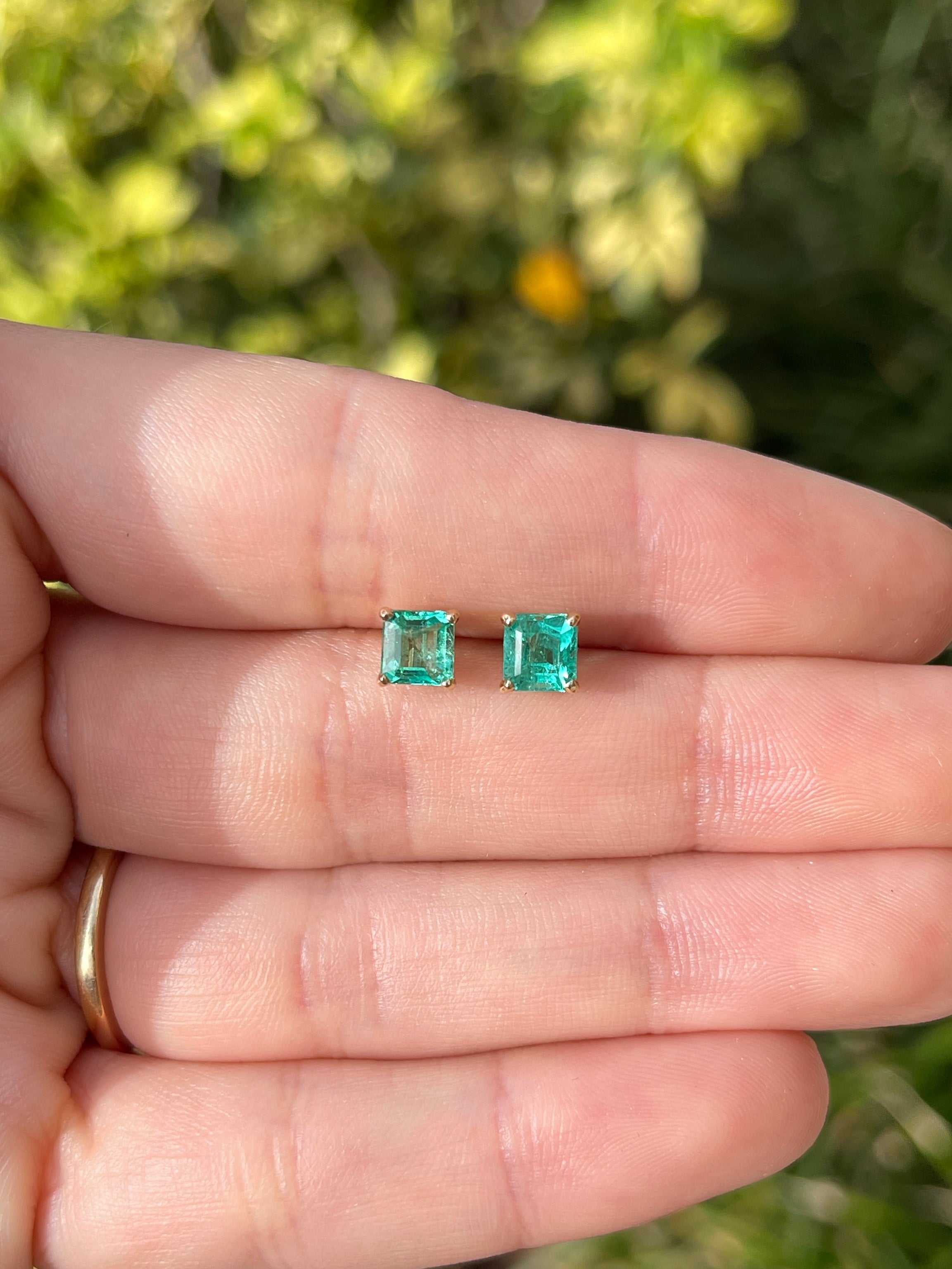 1.39tcw Vibrant Asscher Cut Colombian Emerald Studs 14K Yellow Gold - JR Colombian Emeralds