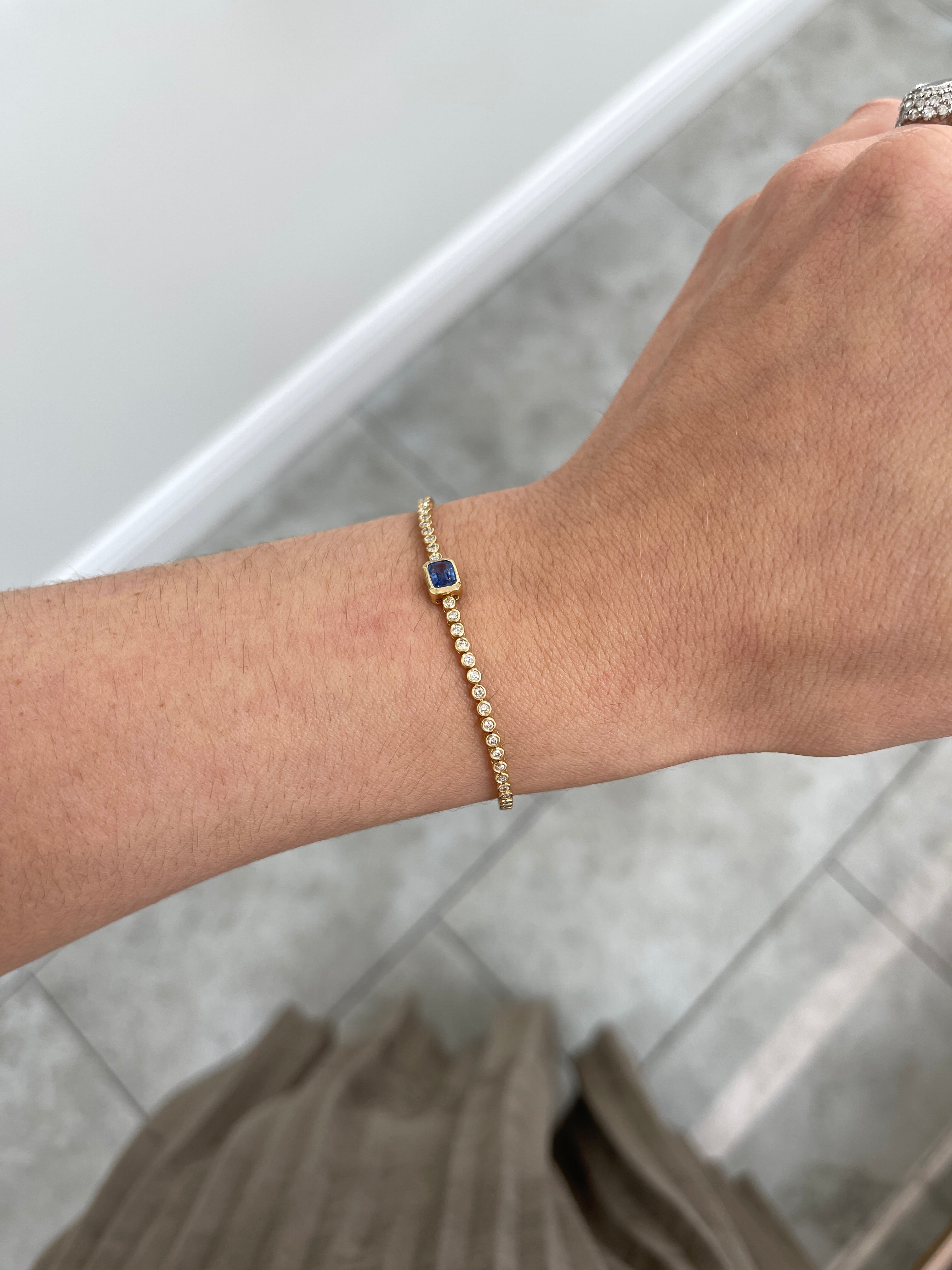 1.46tcw Bezel Set Pastel Blue Sapphire & Diamond Tennis Bracelet 14K- 7 inches - JR Colombian Emeralds