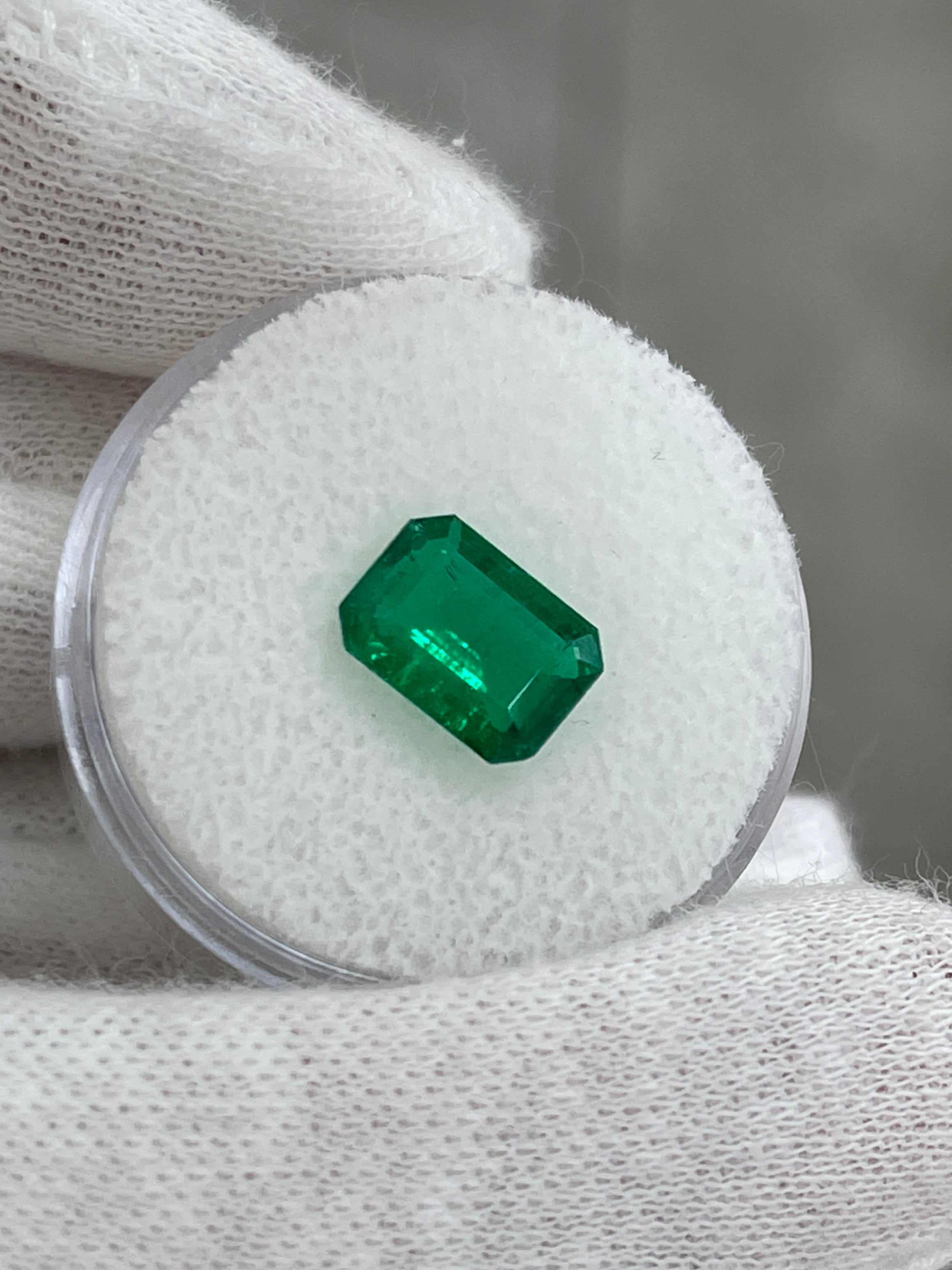 1.57 Carat AAA 9x7 Deep Vivid Green Natural Loose Colombian Emerald- Emerald Cut - JR Colombian Emeralds