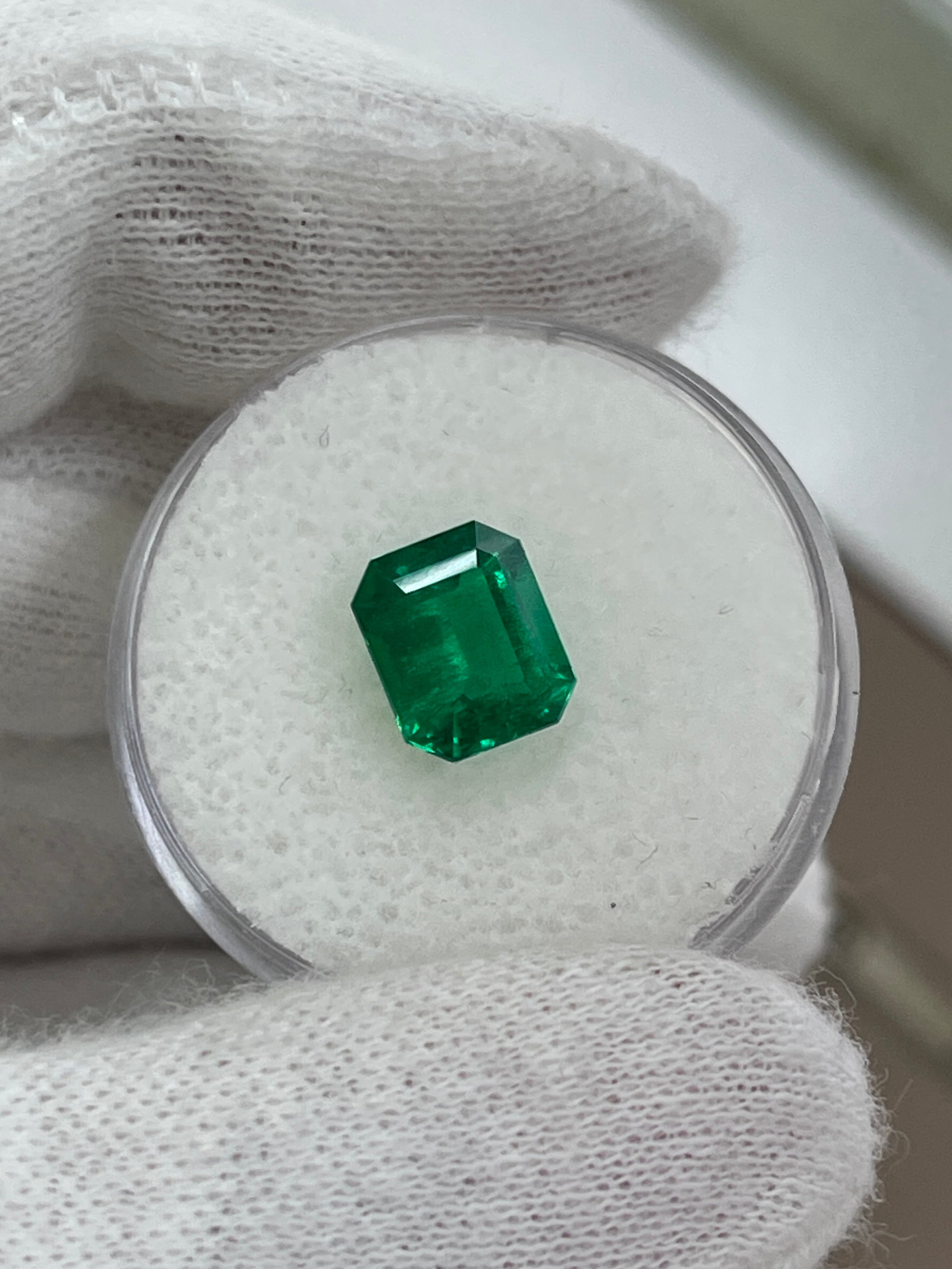 1.98 Carat AAA+ 9x7 Minor Oil Vivid Green Natural Loose Colombian Emerald- Emerald Cut - JR Colombian Emeralds