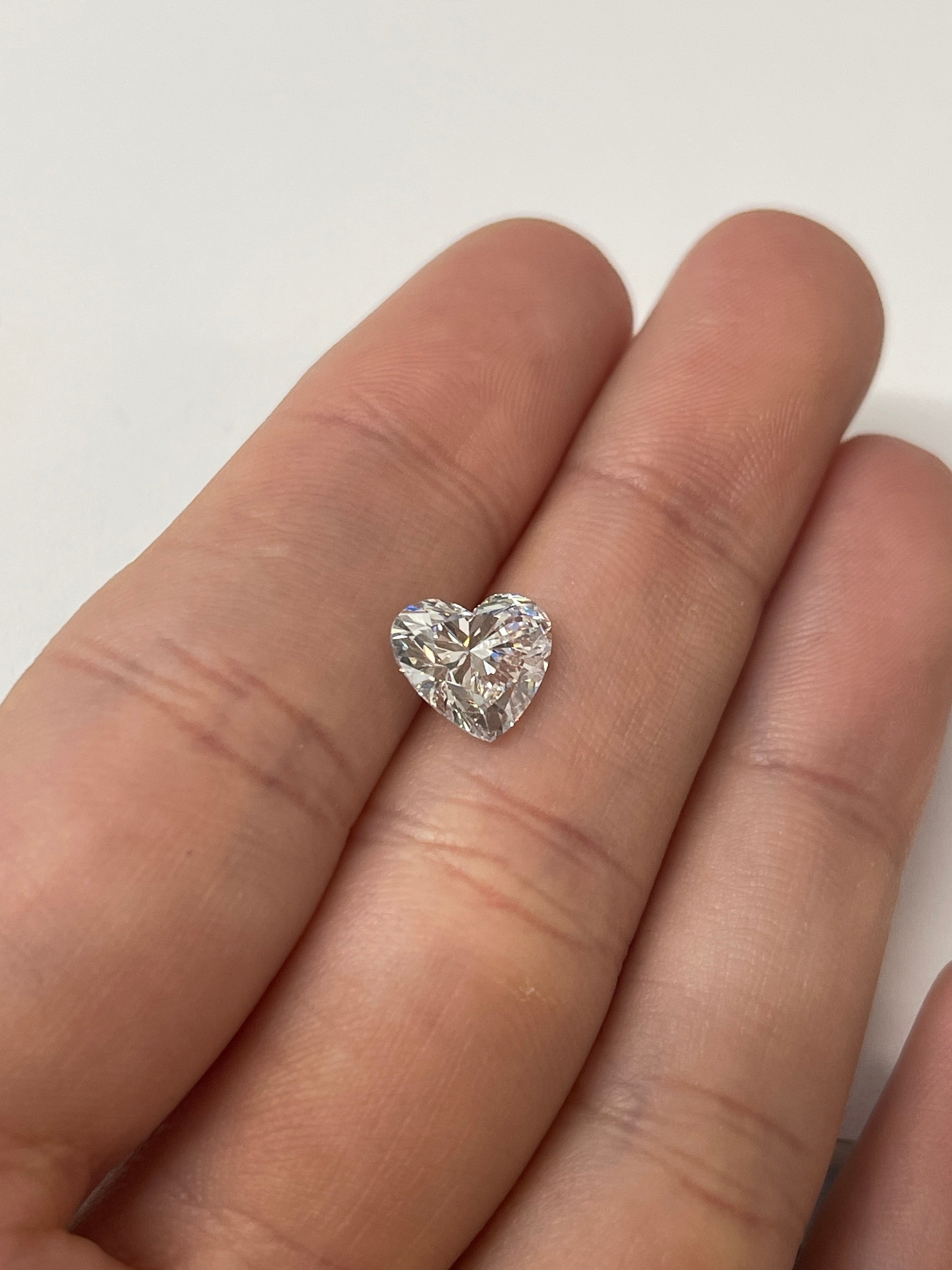 2.57 Carat E VS1 Laboratory Grown Diamond Heart Shape - JR Colombian Emeralds