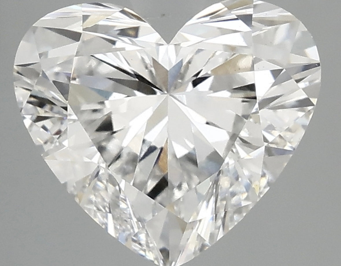 2.57 Carat E VS1 Laboratory Grown Diamond Heart Shape - JR Colombian Emeralds