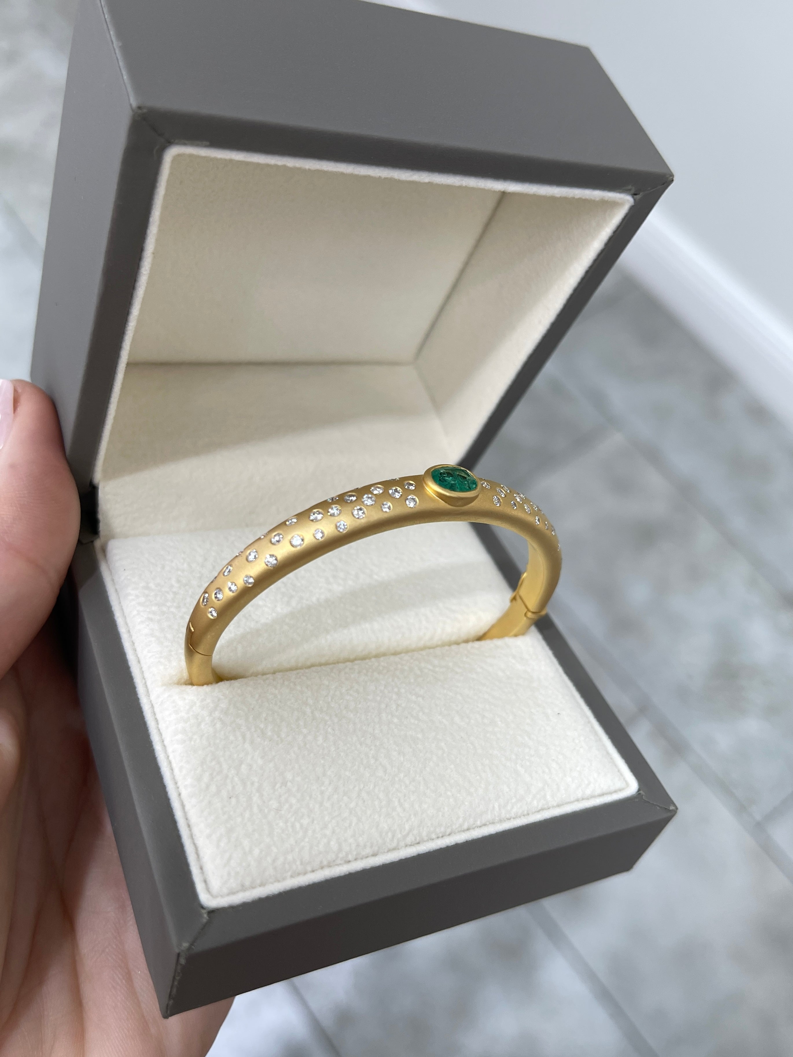 2.66tcw Celestial Emerald & Diamond Constellation Bangle in 14K Gold - JR Colombian Emeralds