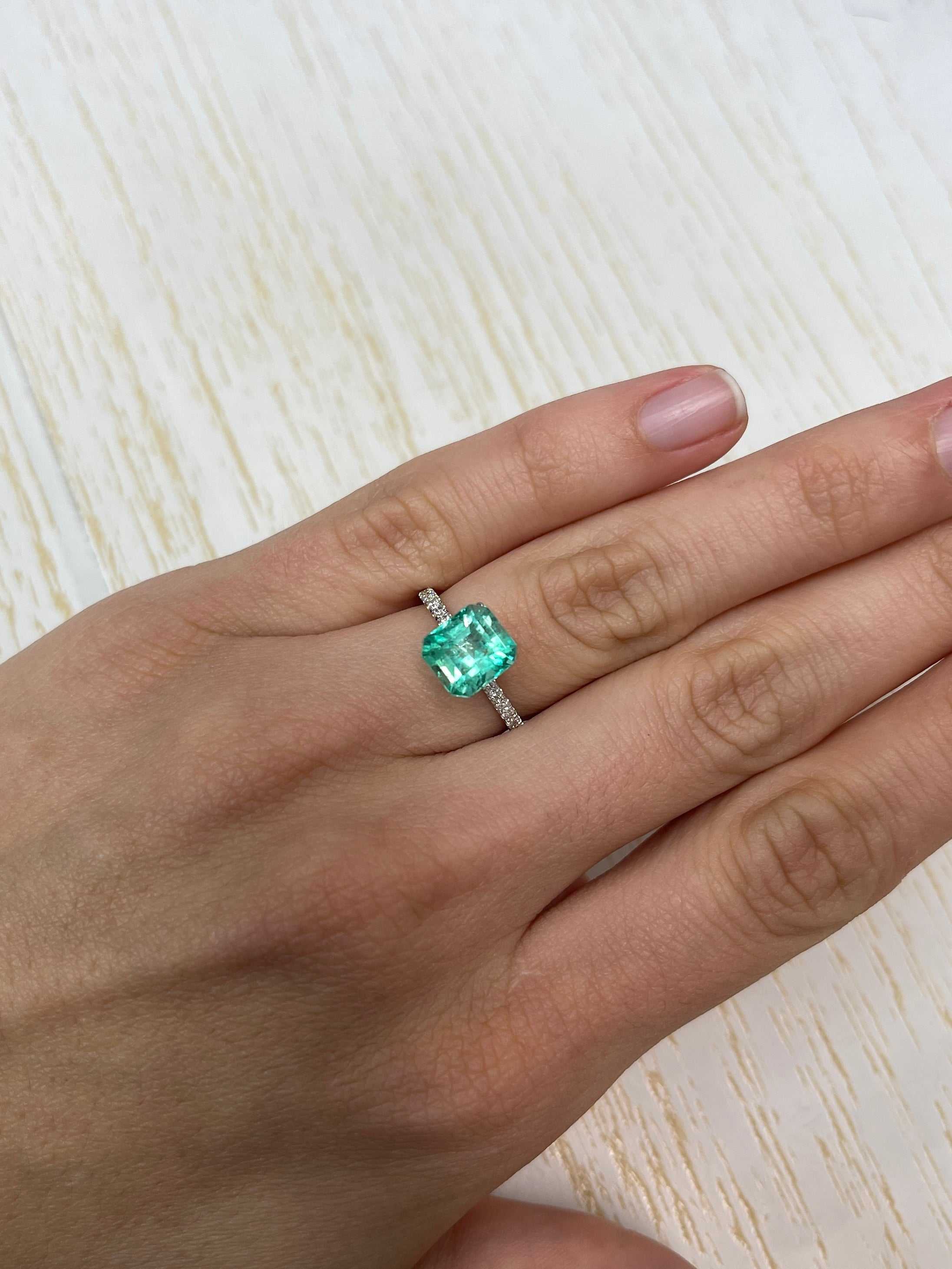Loose 2.73 carat green Colombian emerald in emerald cut, natural and medium green, from JR Colombian Emeralds.
