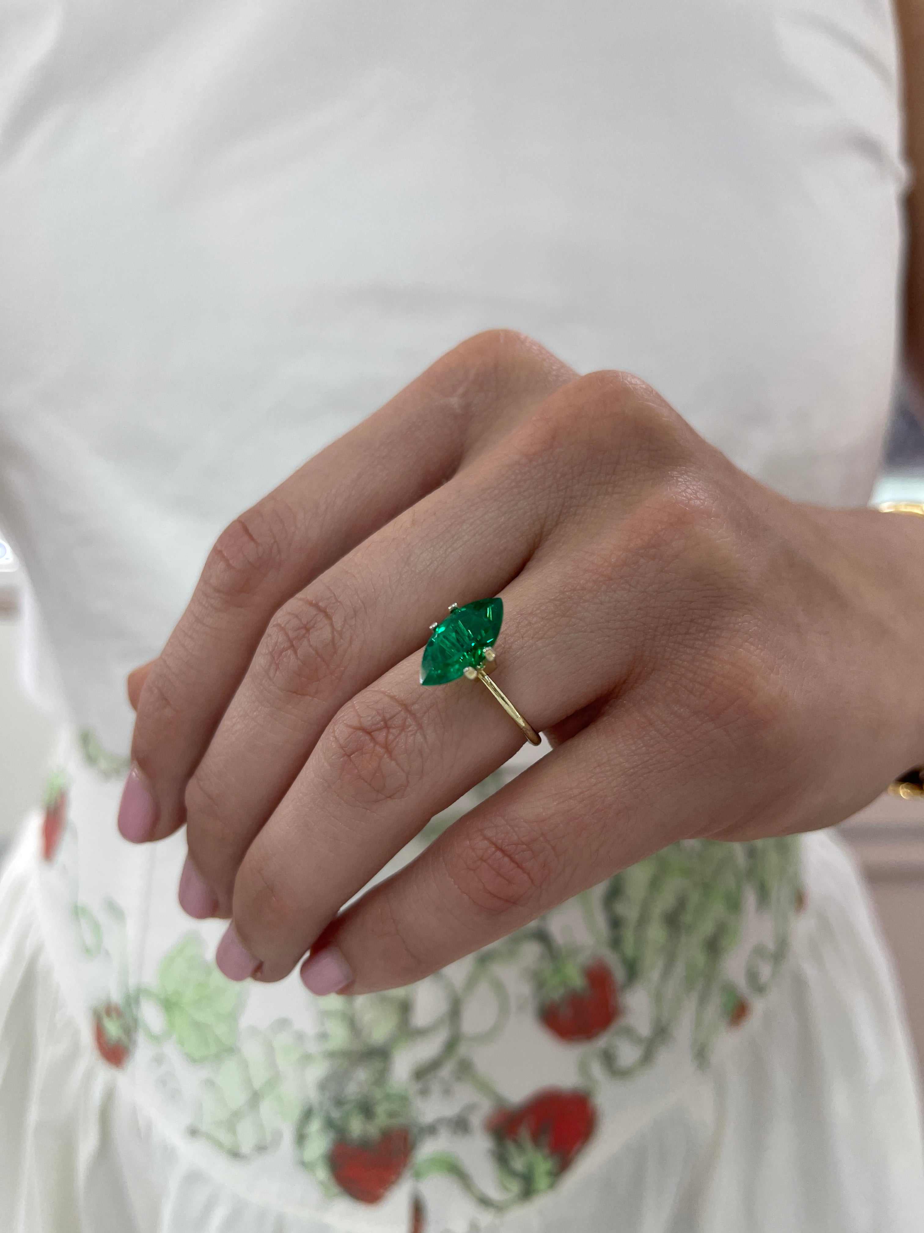 2.75cts 14x7 AAA+ Natural Colombian Green Emerald Marquise Cut - JR Colombian Emeralds