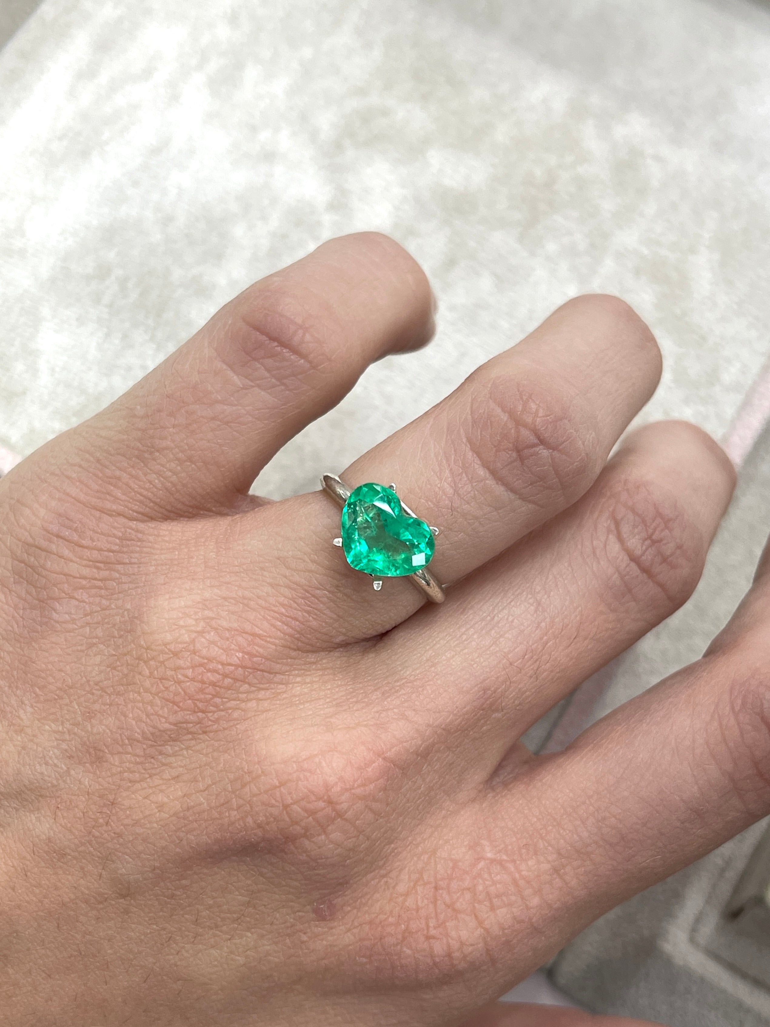 Bright 2.76 carat medium green Colombian emerald loose heart cut by JR Colombian Emeralds, natural and vibrant gemstone.