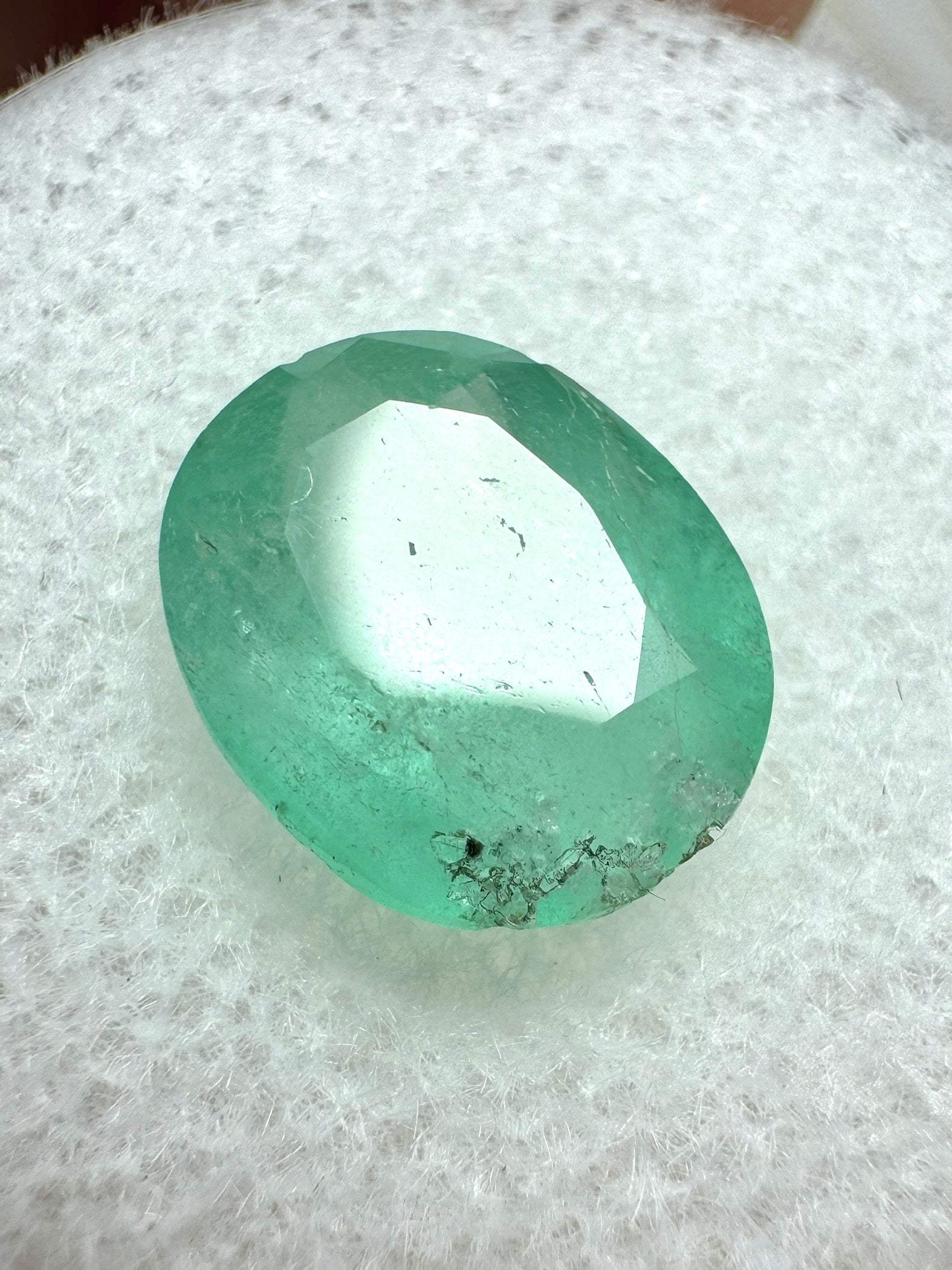 Natural loose Colombian emerald, 2.95 carats, pastel mint green, oval cut, from JR Colombian Emeralds.