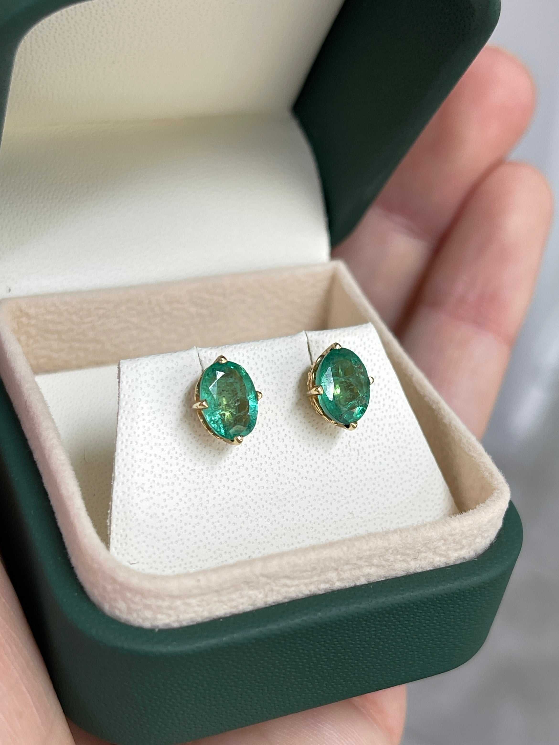 3.10tcw 9x7 Oval Emerald Compass Set Studs 14K - JR Colombian Emeralds