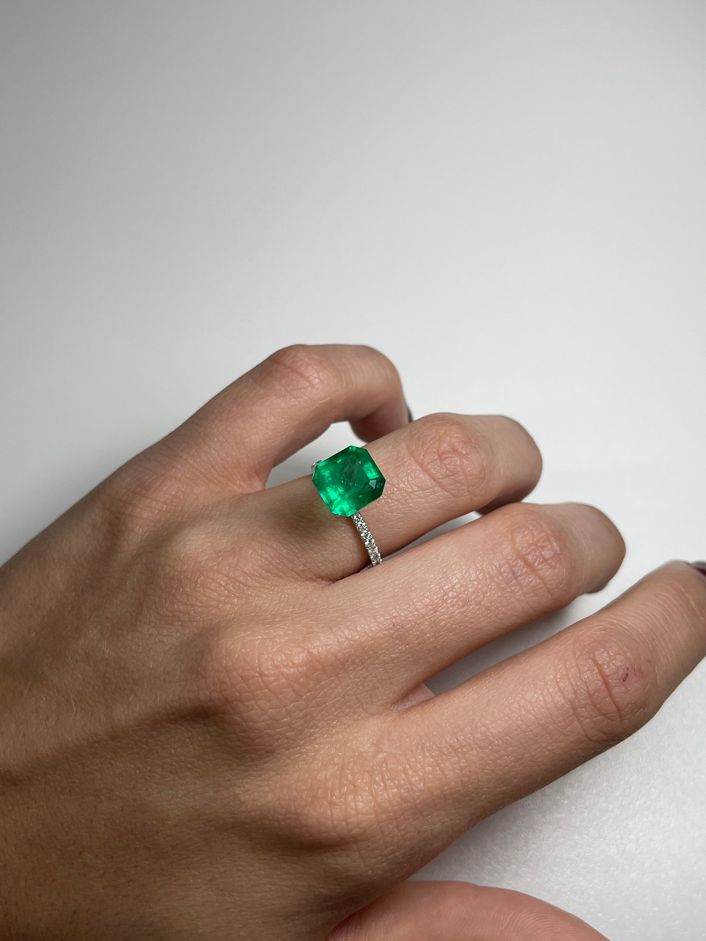 3.81 Carat AAA Vivid Muzo Natural Loose Colombian Emerald-Asscher Cut - JR Colombian Emeralds