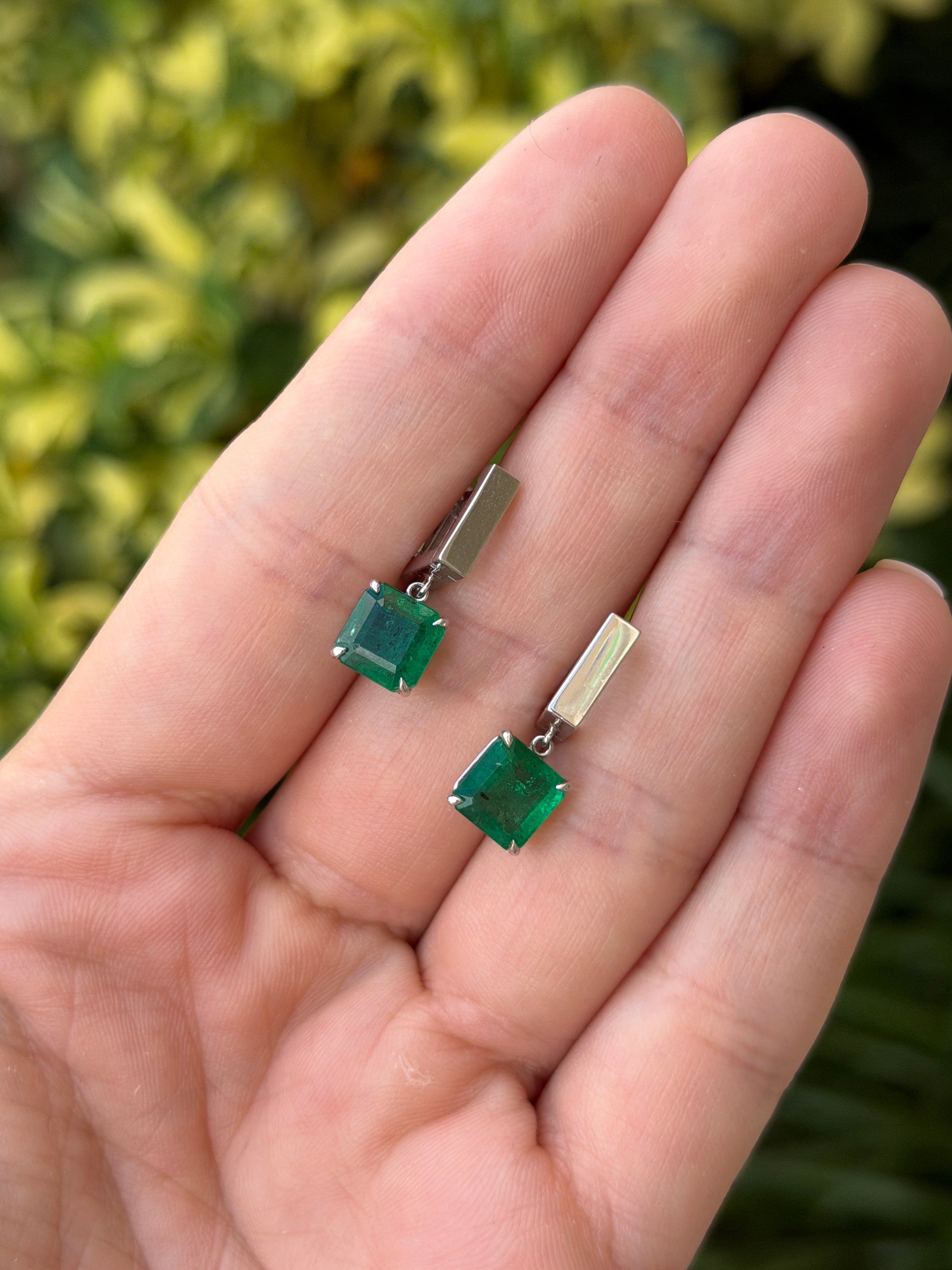 3.94カラット アッシャーカット エメラルド ドロップ&ダングル イヤリング 14K