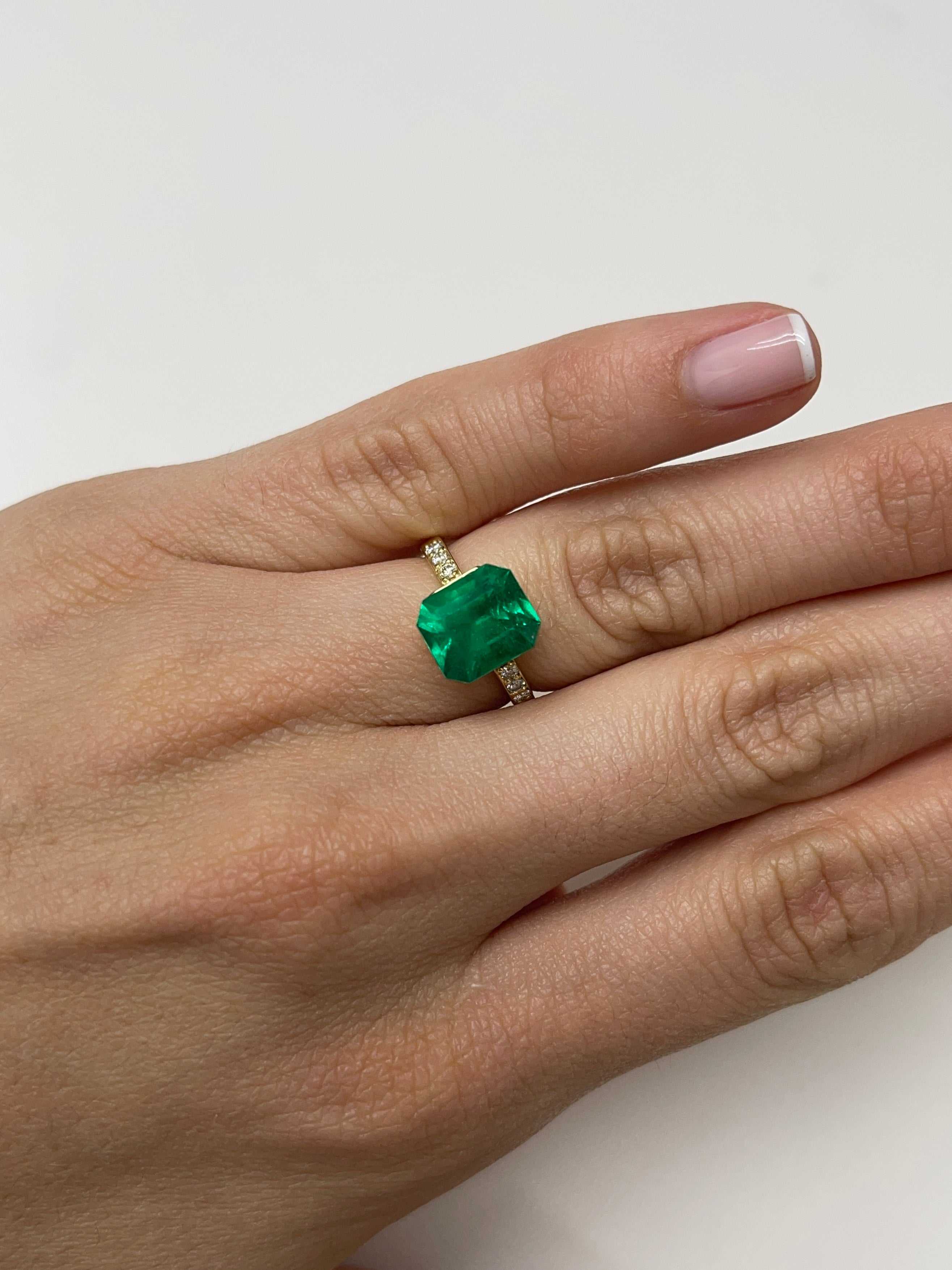 4.12 Carat AAA Vivid Muzo Natural Loose Colombian Emerald-Emerald Cut - JR Colombian Emeralds