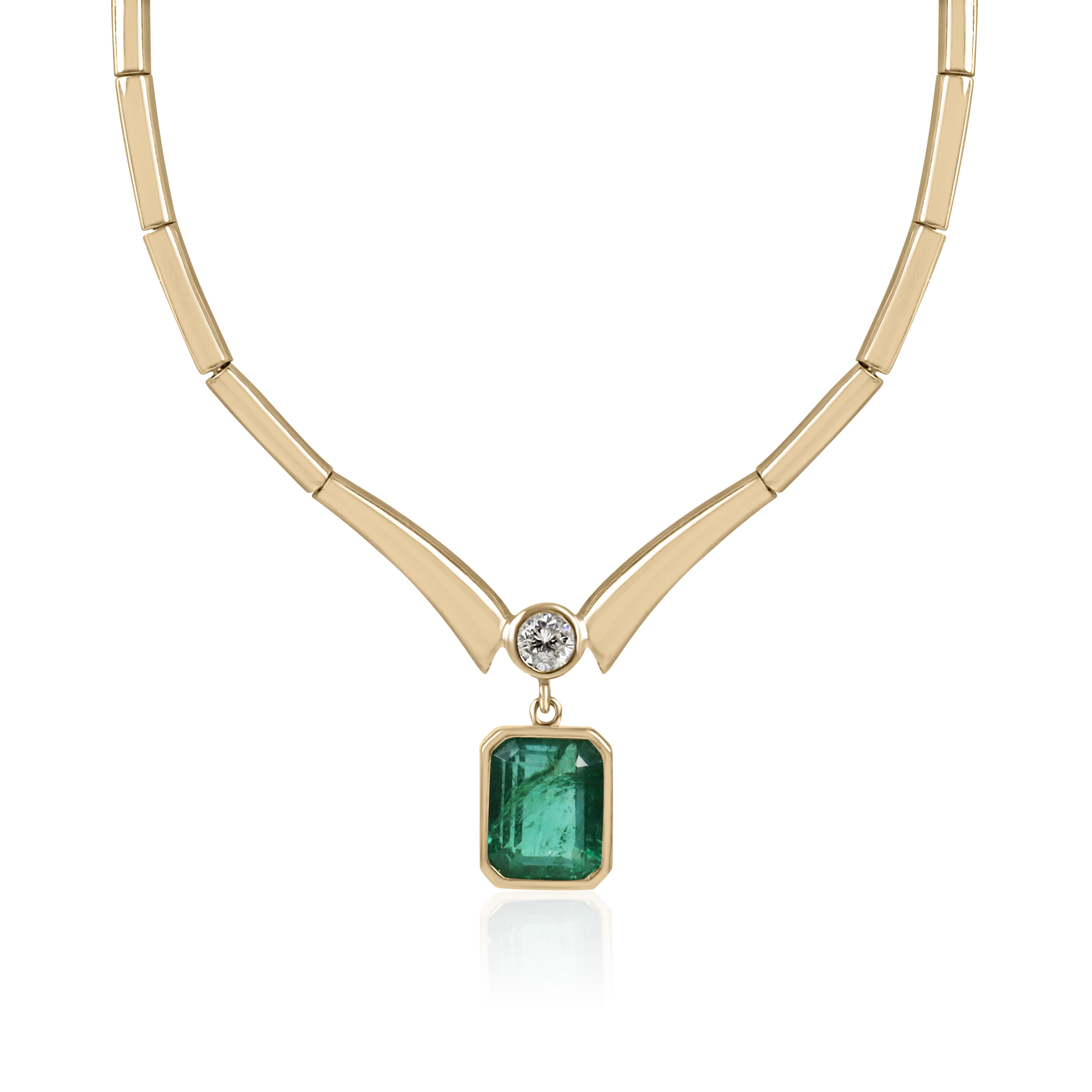 14K gold Toi Et Moi necklace featuring bezel-set emerald and diamond accents, with a total weight of 4.90 carats.