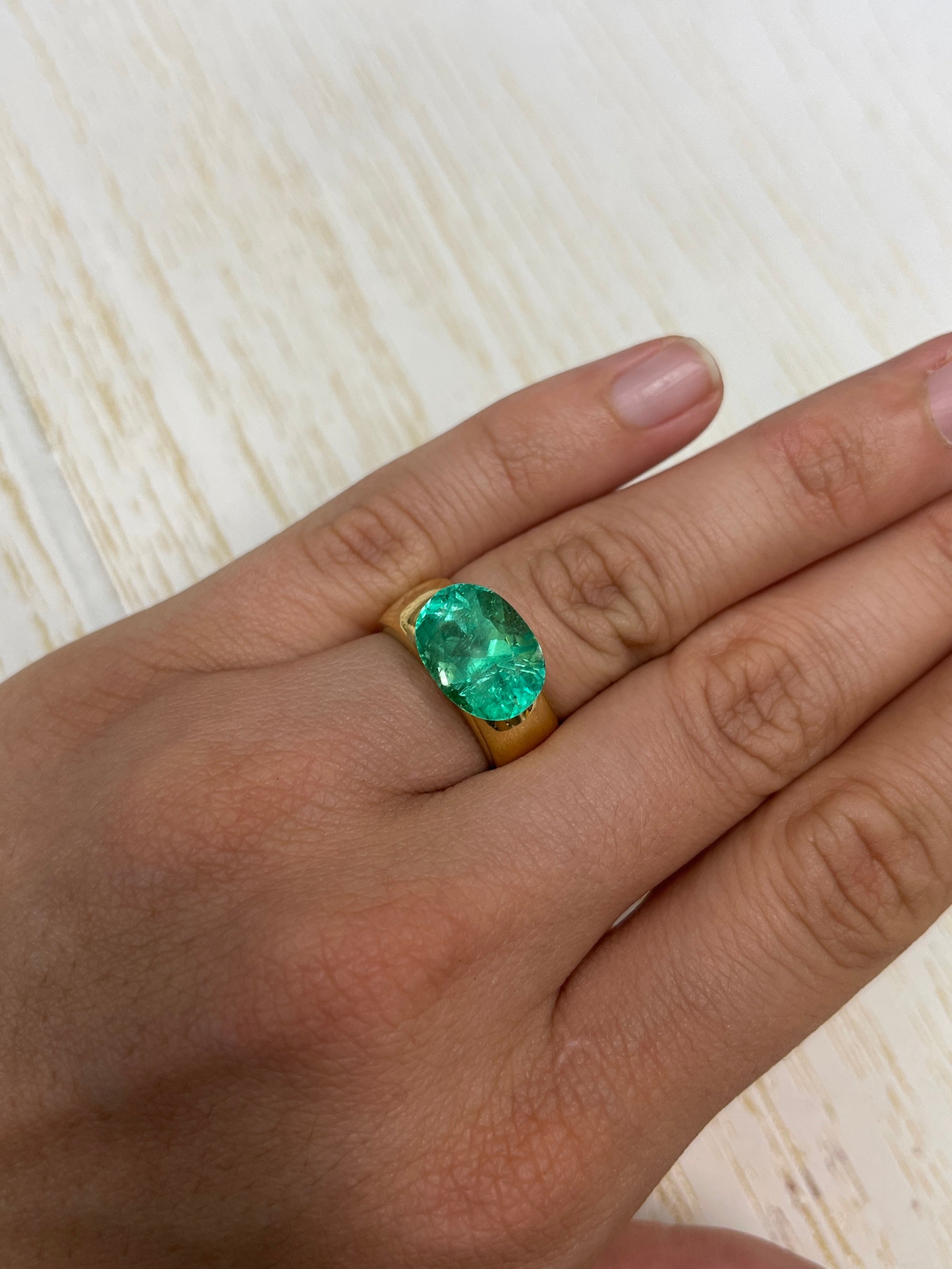 6.40 Carat medium green natural Colombian emerald loose oval cut gemstone from JR Colombian Emeralds