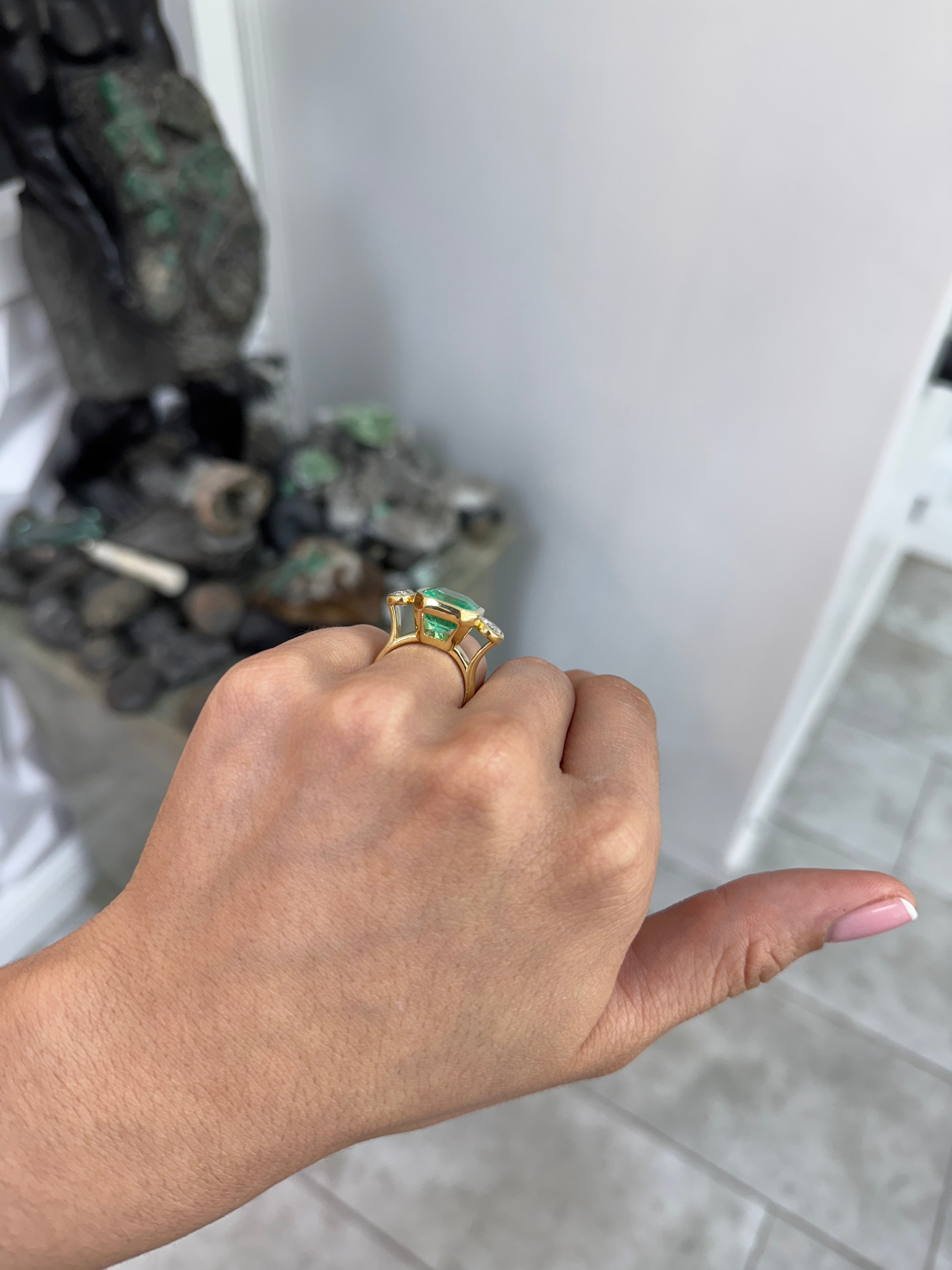 9.10tcw Bezel Set Colombian Emerald & Oval Diamond 18K Ring - JR Colombian Emeralds