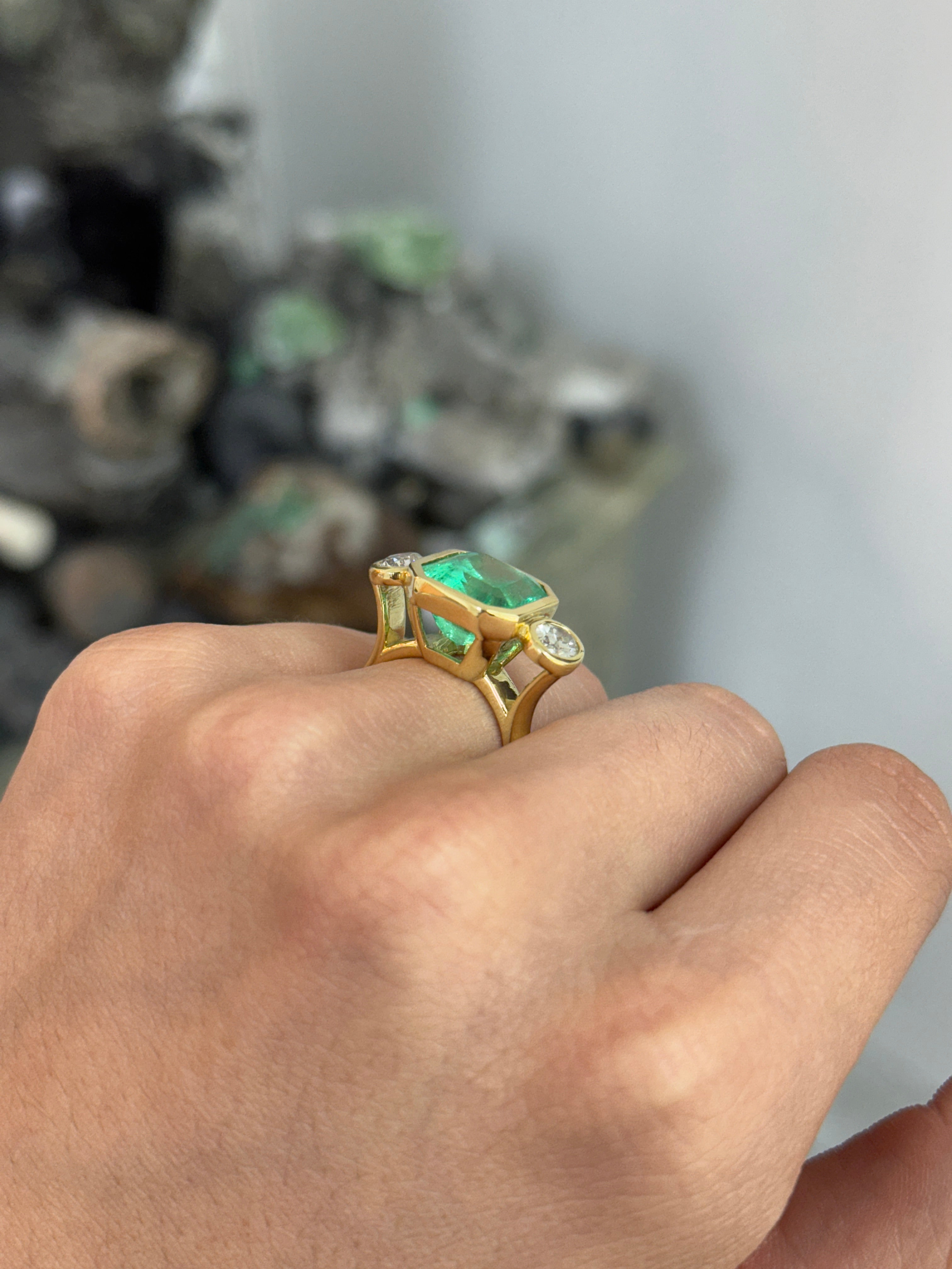 9.10tcw Bezel Set Colombian Emerald & Oval Diamond 18K Ring - JR Colombian Emeralds