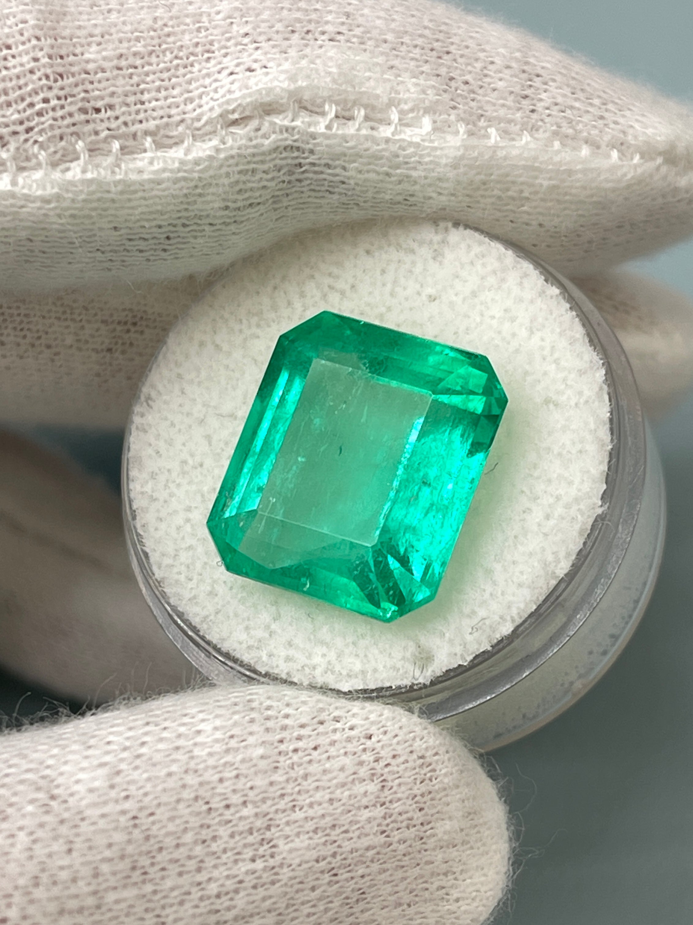 Large 13.82 Carat 15x14 Loose Colombian Emerald- Emerald Cut - JR Colombian Emeralds