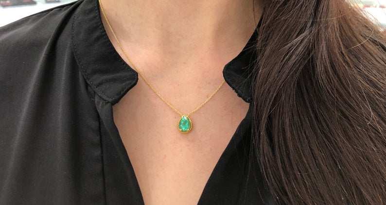1.55ct Pear Cut Colombian Emerald Reptile Prong Solitaire Necklace 14K