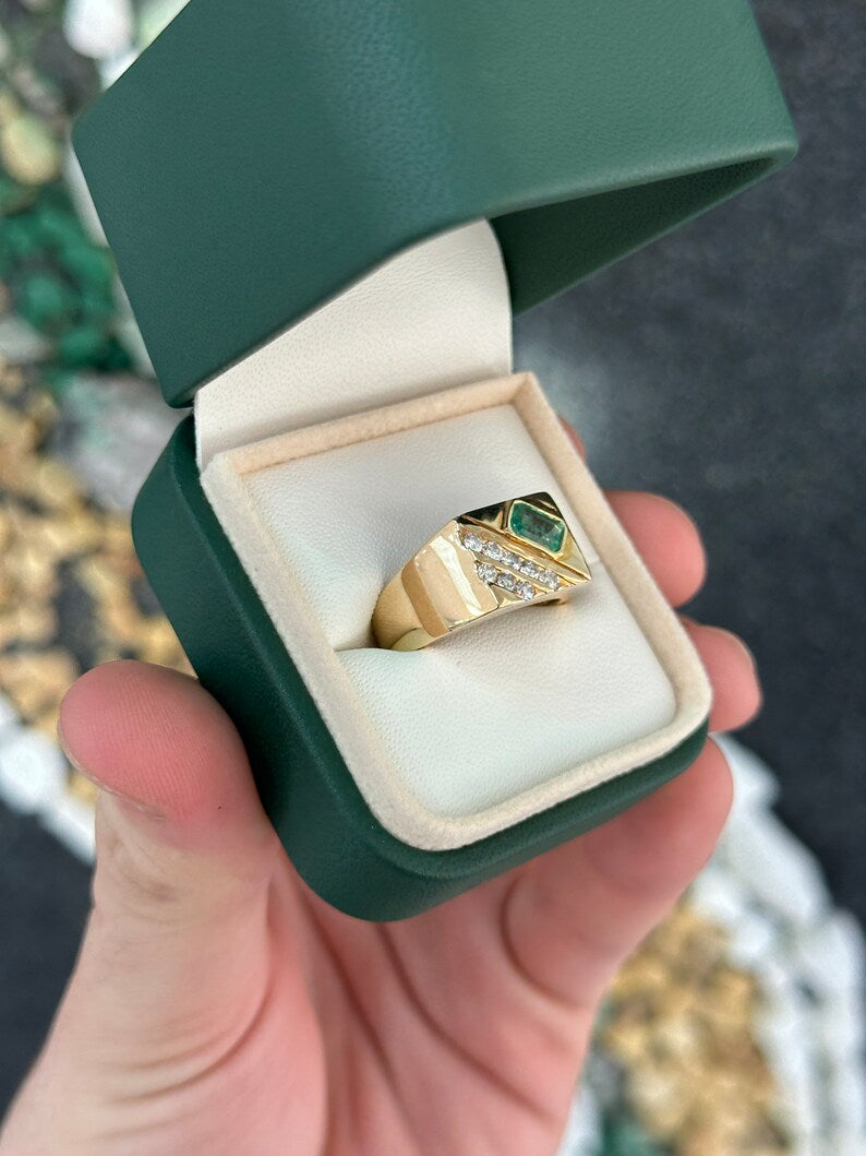 14K gold signet ring with lush green round-cut emerald and diamond accents, men's jewelry by JR Colombian Emeralds