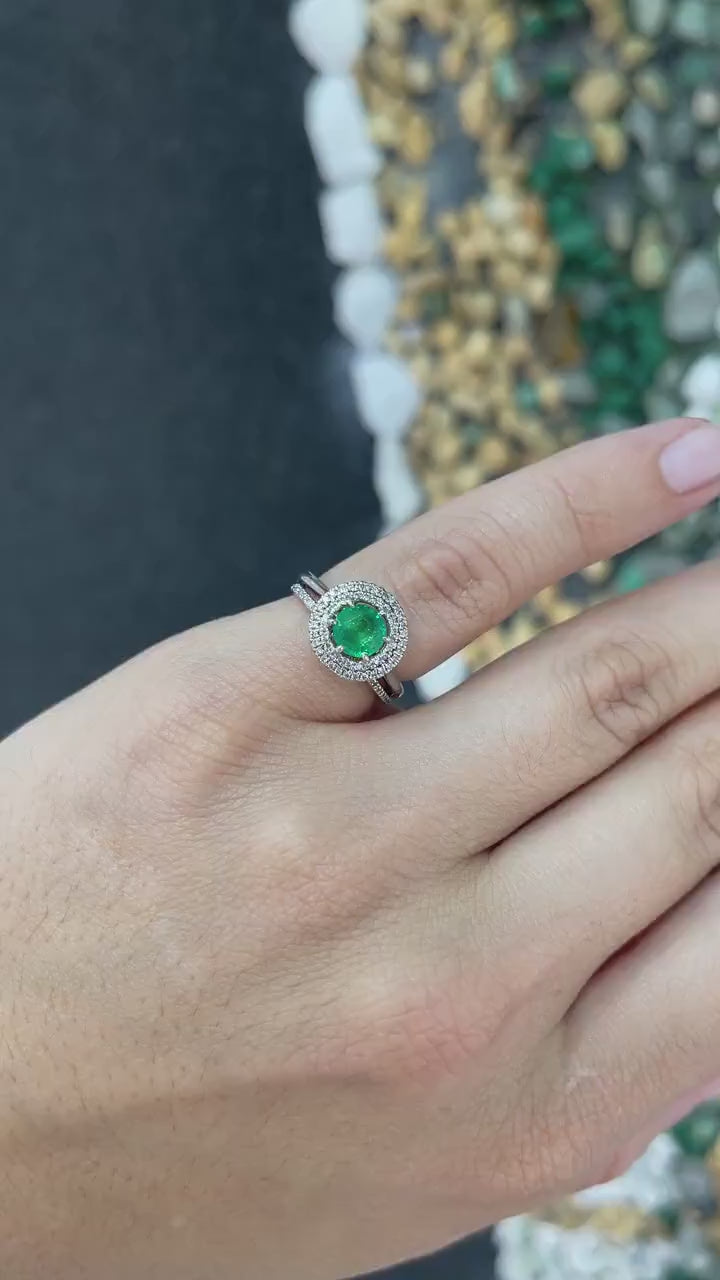 1.45tcw 14K Round Vivid Yellowish-Green Emerald & Diamond Accent 6 Prong Ring
