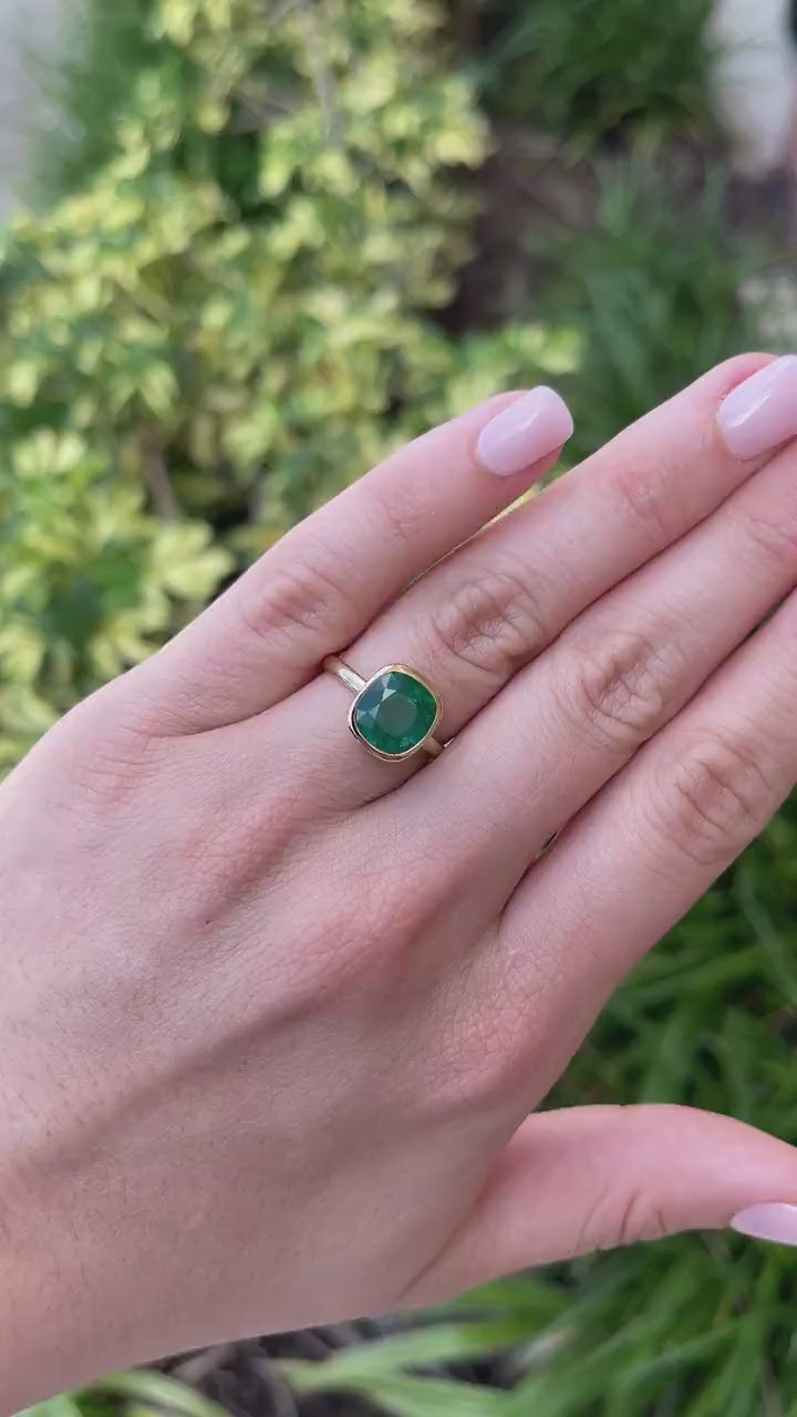 4.05ct 14K AAA Forest Green Cushion Cut Emerald 8 Window Bezel Solitaire Engagement Ring