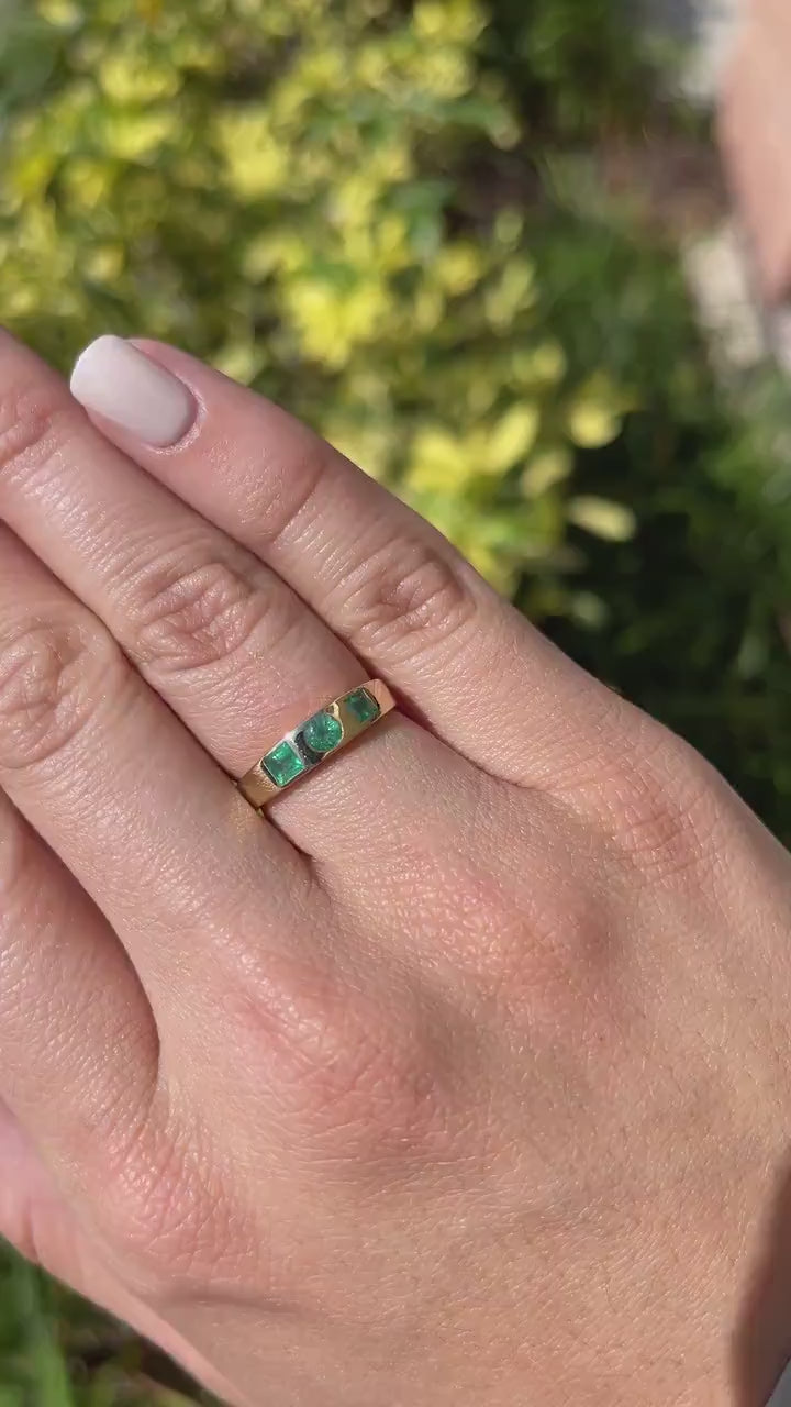 Chic and Timeless: 14K Gold Stackable Ring with 0.60tcw Round & Asscher Cut May Emerald Stones