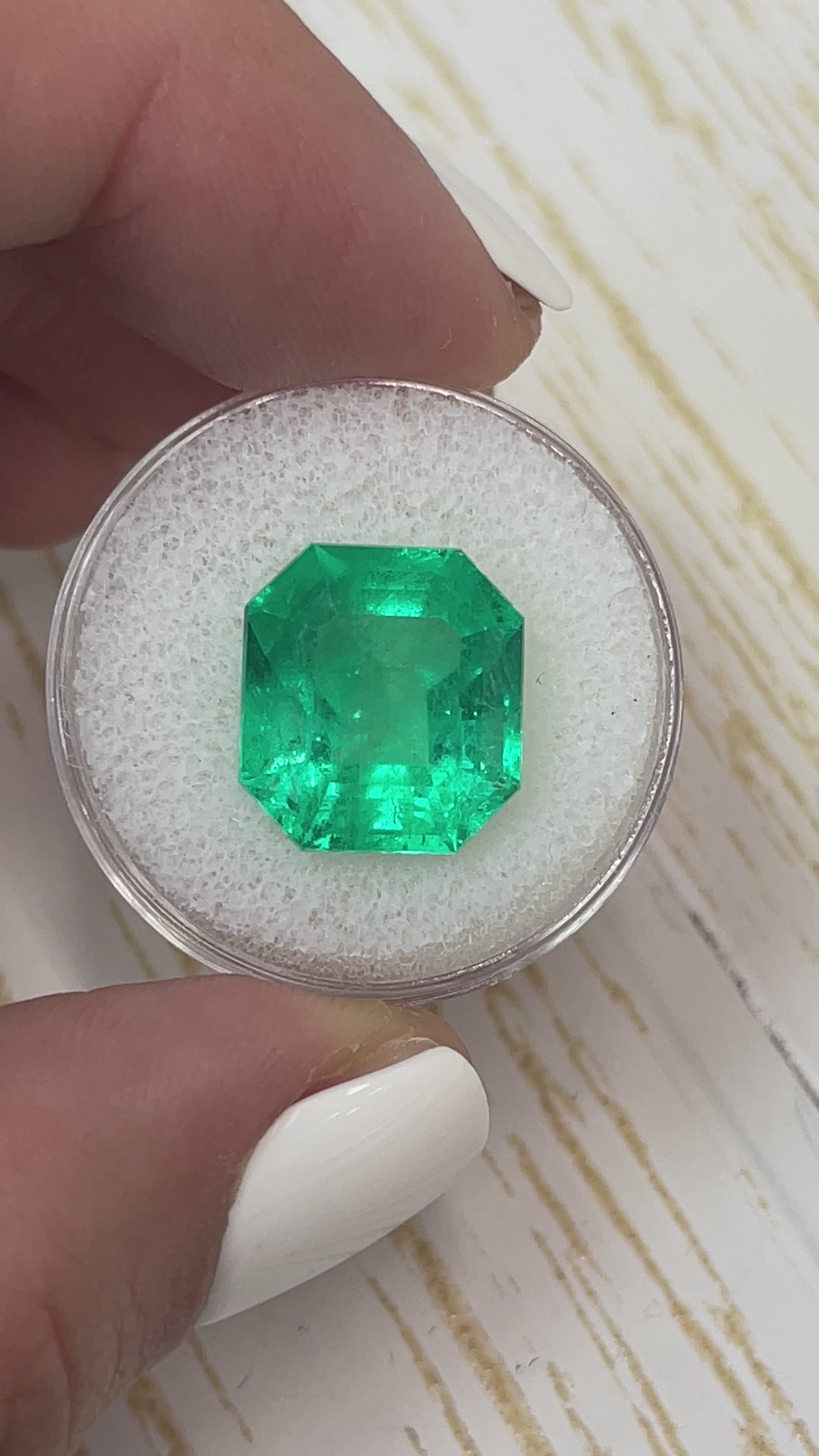 10.05 Carat 14x13 Vivid Muzo Natural Loose Colombian Emerald-Asscher Cut