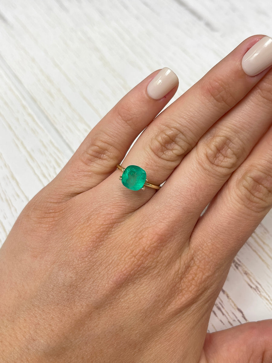 Colombian Emerald - Cushion-Cut Gemstone - 2.45 Carat Green Loose Stone