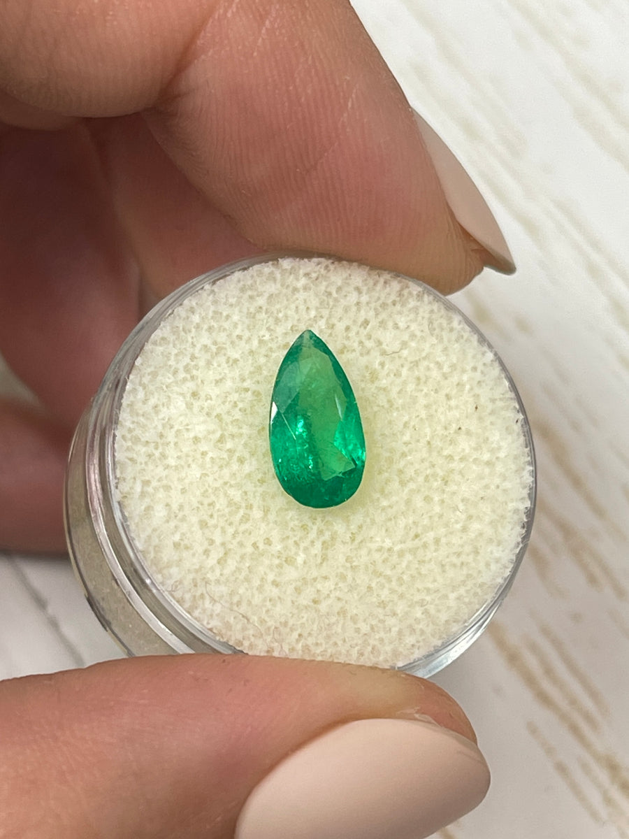 Emerald Beauty - 1.37 Carat Pear Shaped Colombian Gem