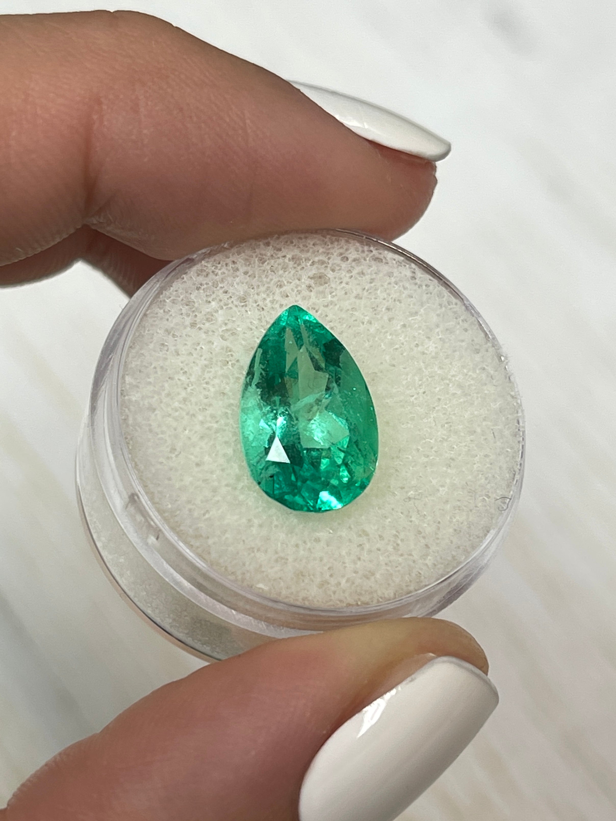 Vivid 14.3x9mm Colombian Emerald - 5.21 Carat Pear-Shaped Gem