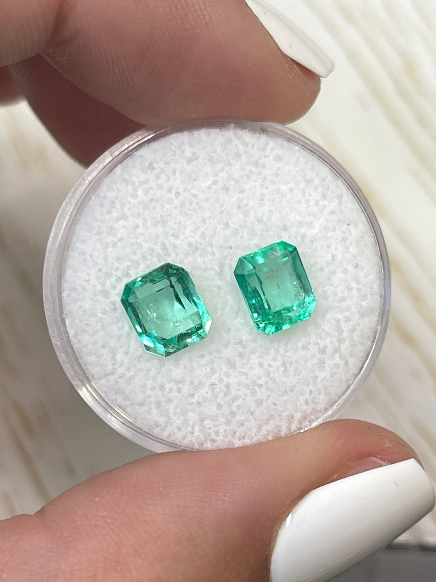 Pair of Brilliant Colombian Emeralds - 7x6 Dimensions - 2.67 Carats - Vivid Green Hue
