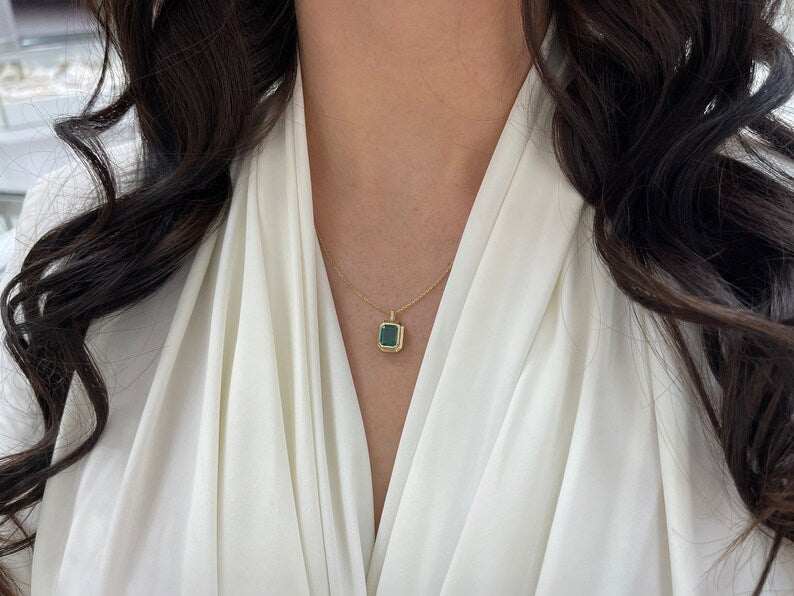 2.65cts 14K Deep Sea Green Unisex Emerald Double Bezel Set Gold Pendan
