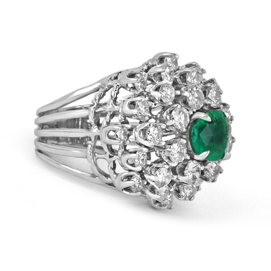 Colombian Emerald and diamond vintage cocktail ring with cushion-cut emerald and white gold band for ladies.