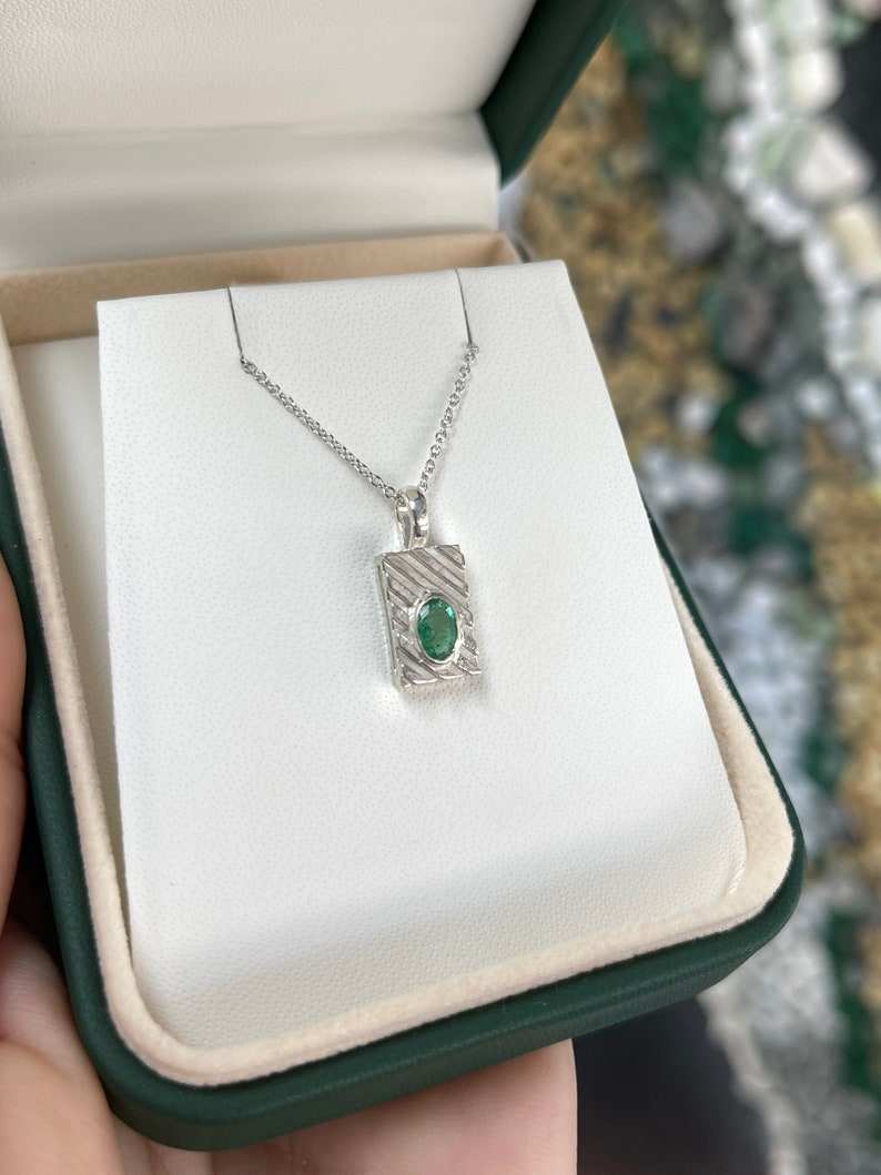 0.50ct Unisex Natural Oval Cut 925 Sterling Silver Emerald Solitaire B